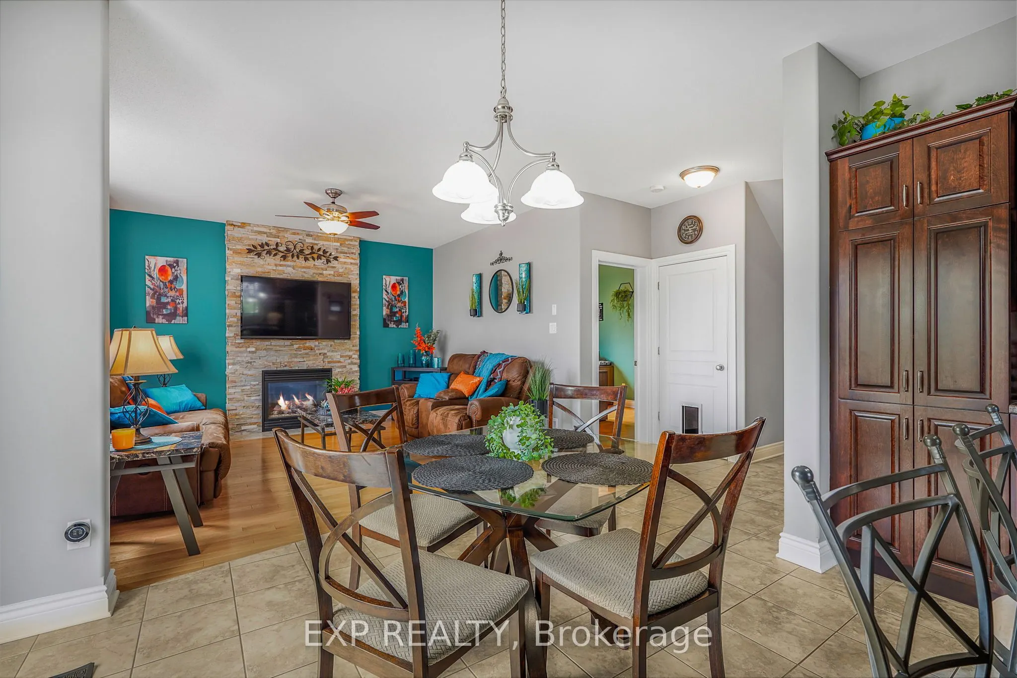 224 Topaze Crescent