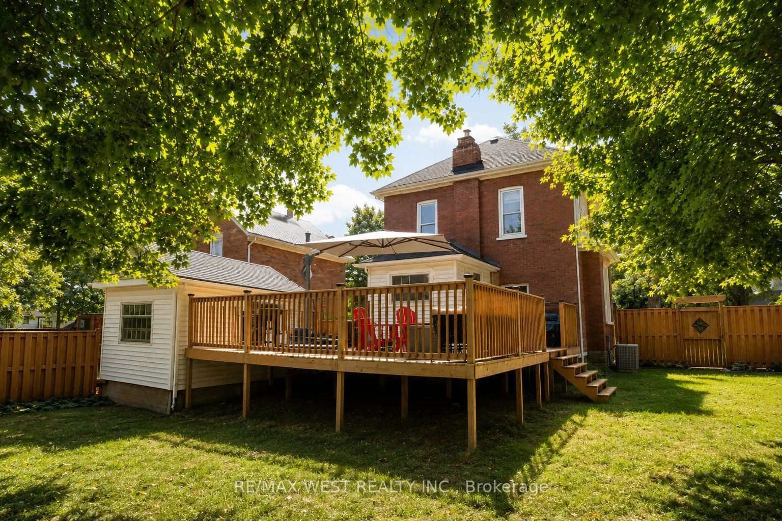 217 HEXAM Street