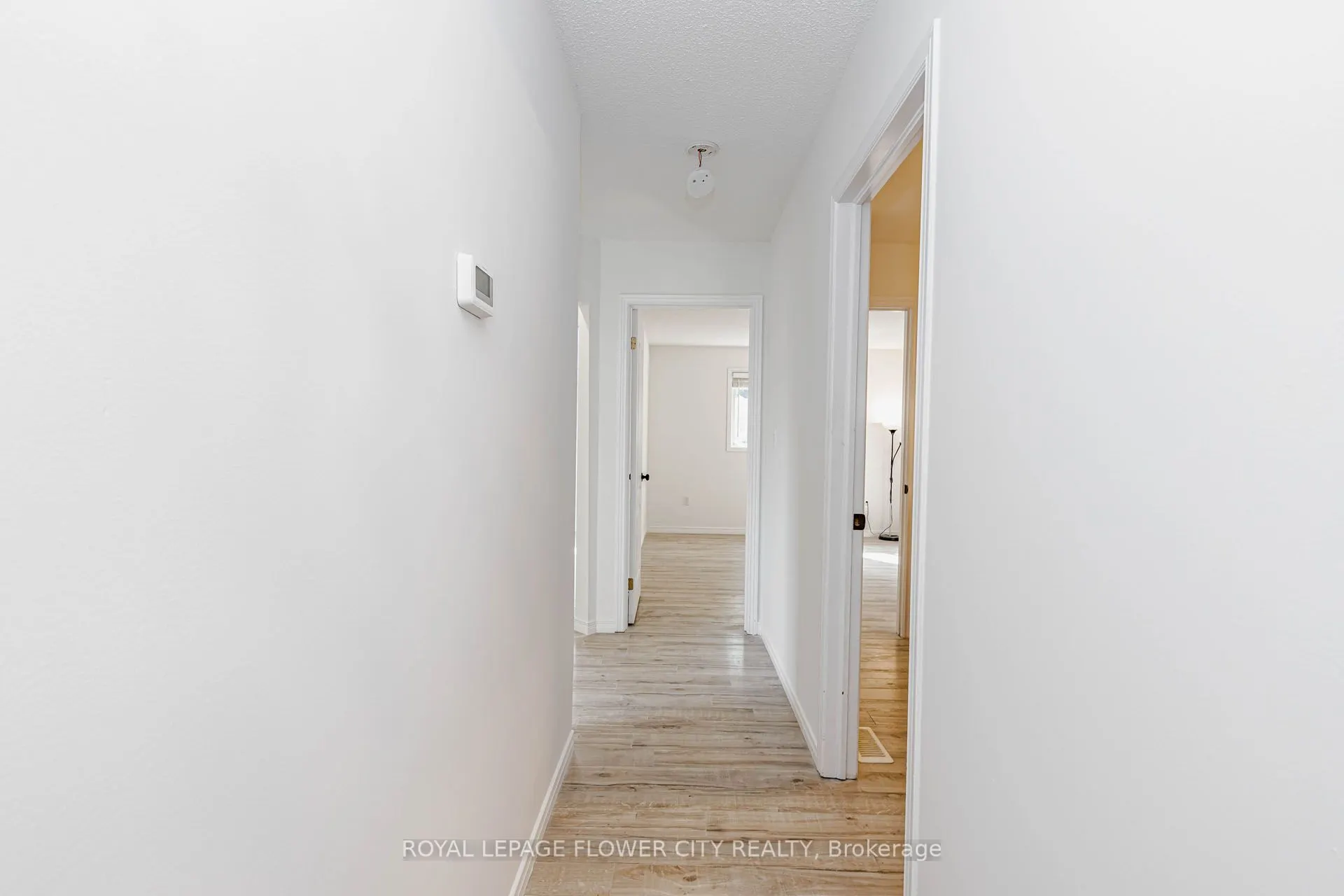 47 Queensway Drive
