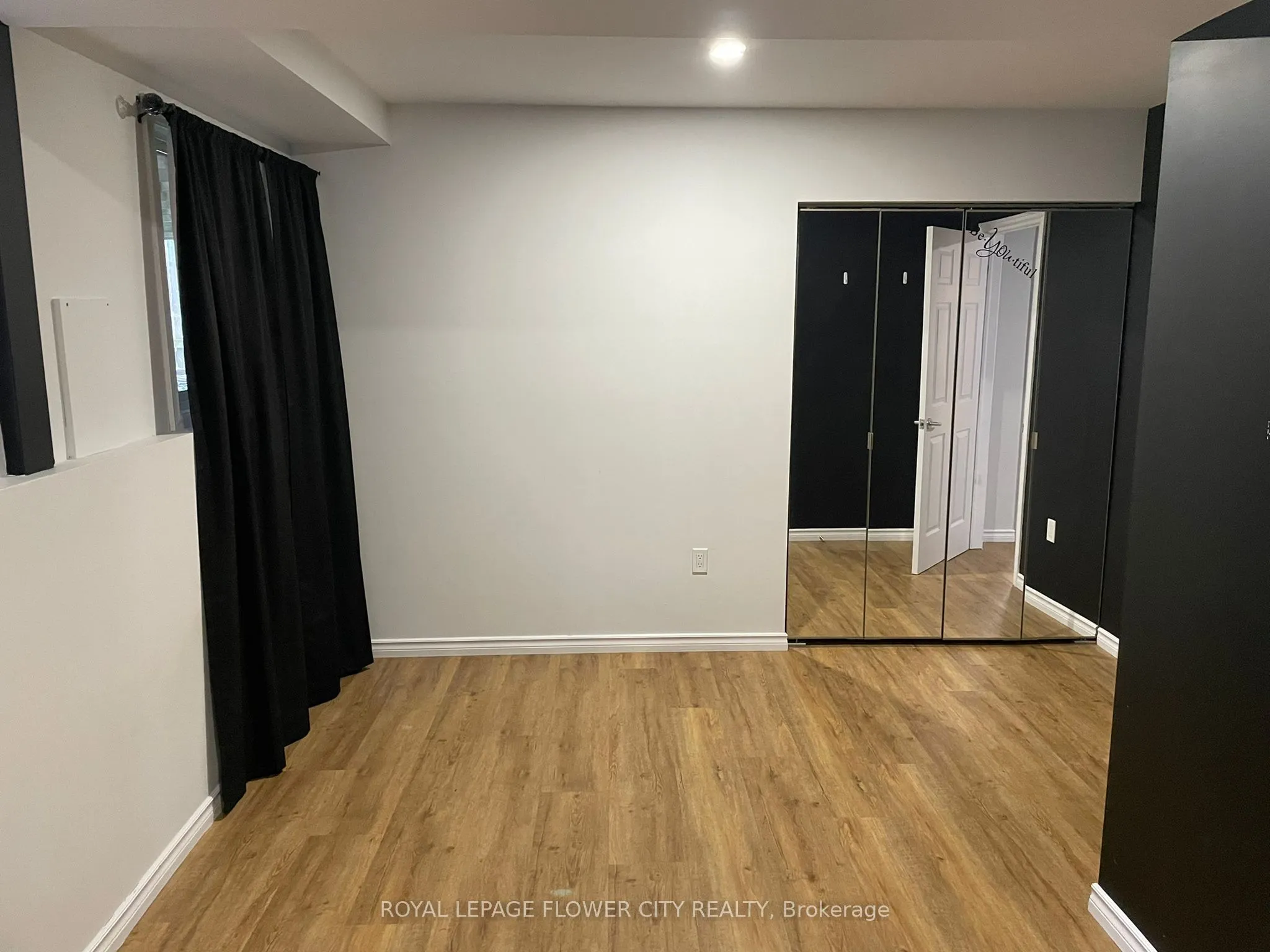 47 Queensway Drive