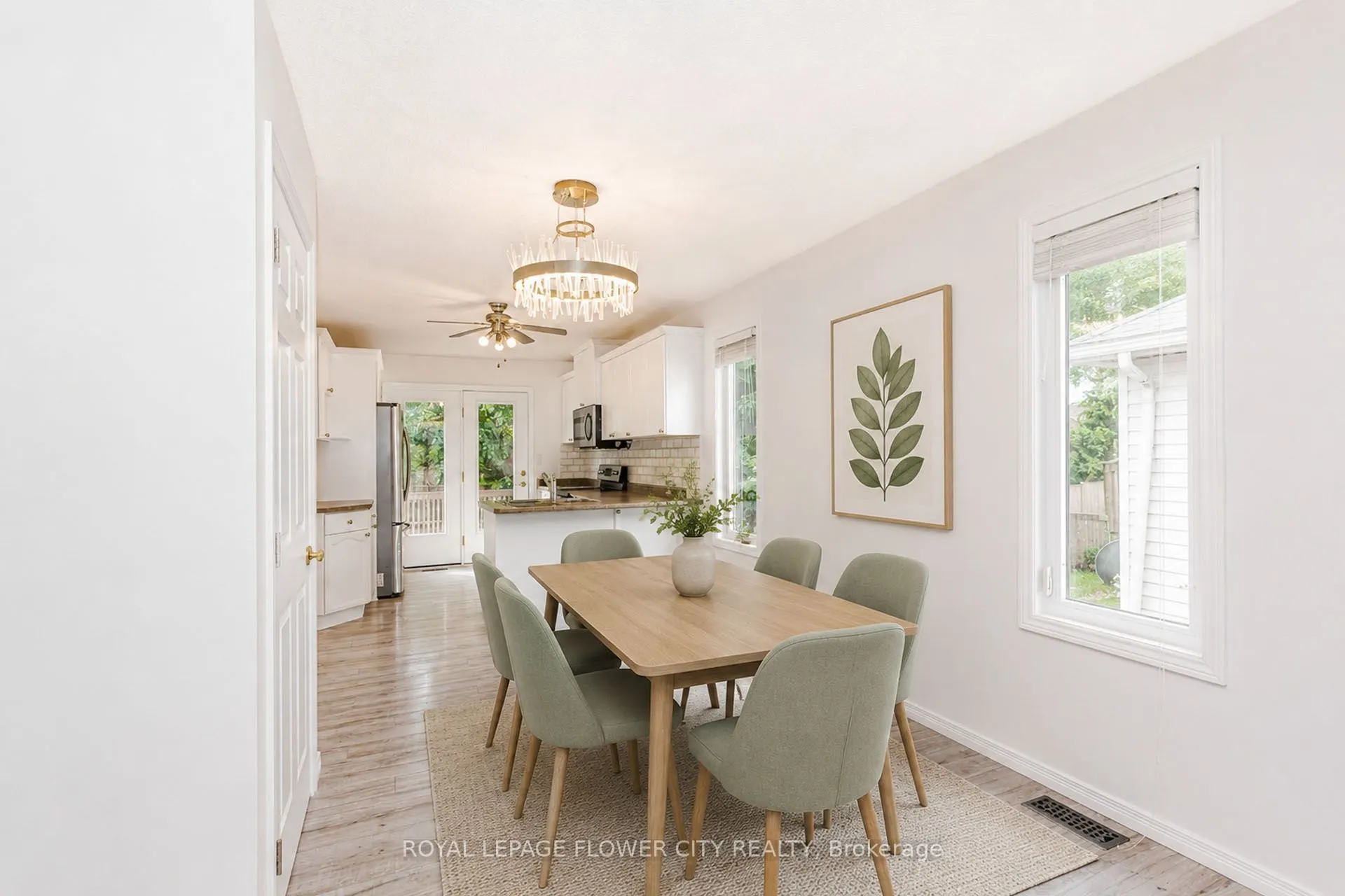 47 Queensway Drive