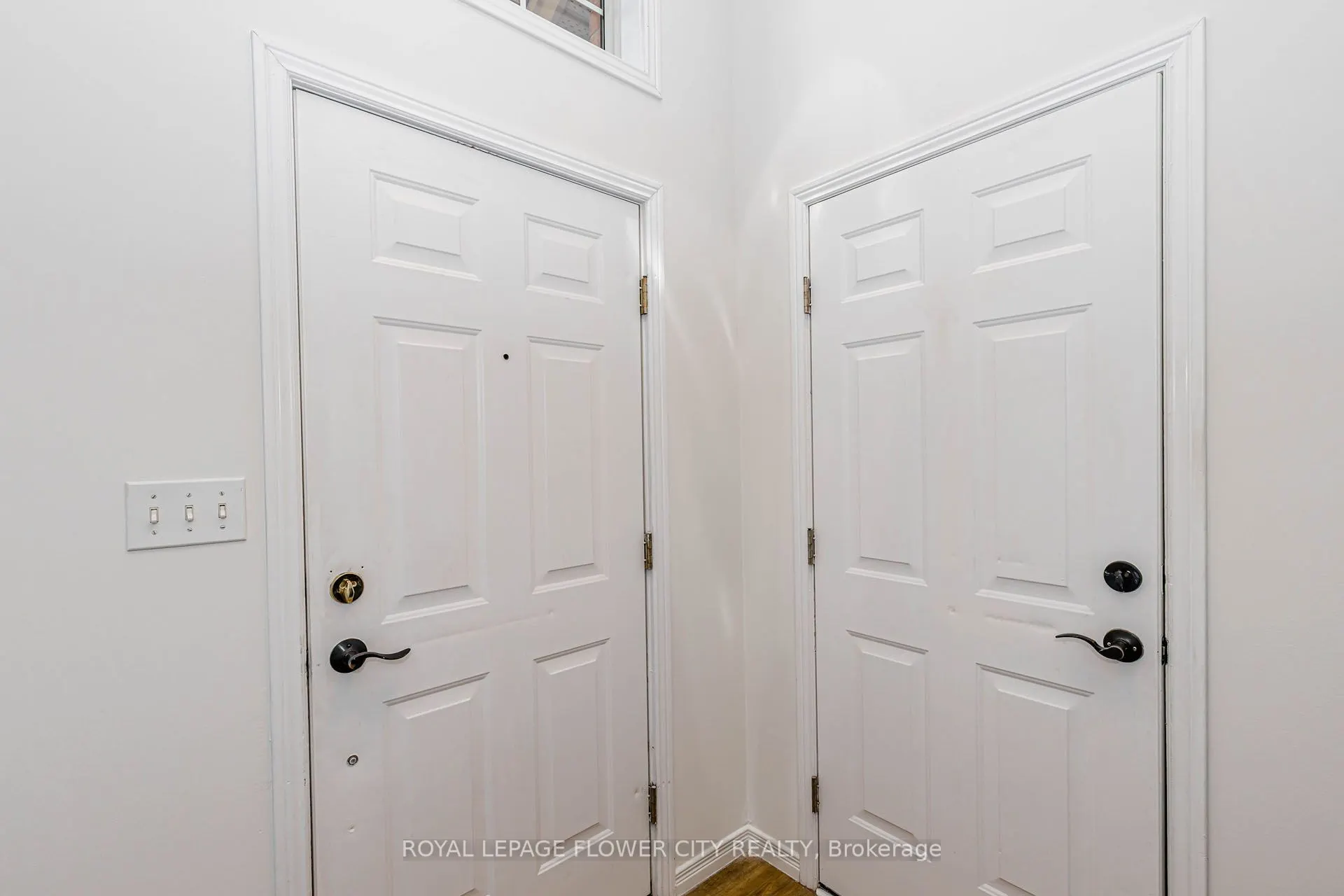 47 Queensway Drive