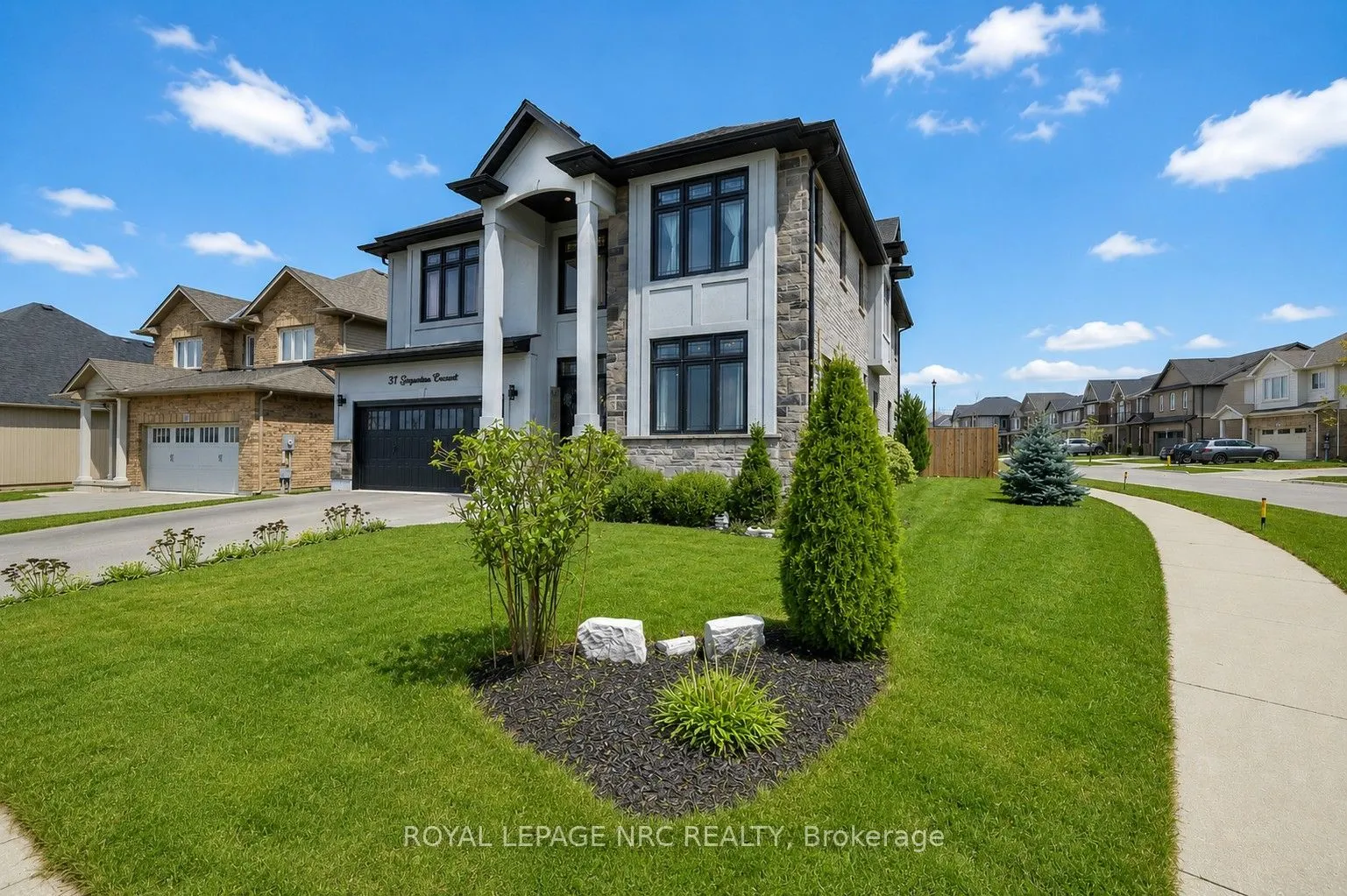 31 Bergenstein Crescent