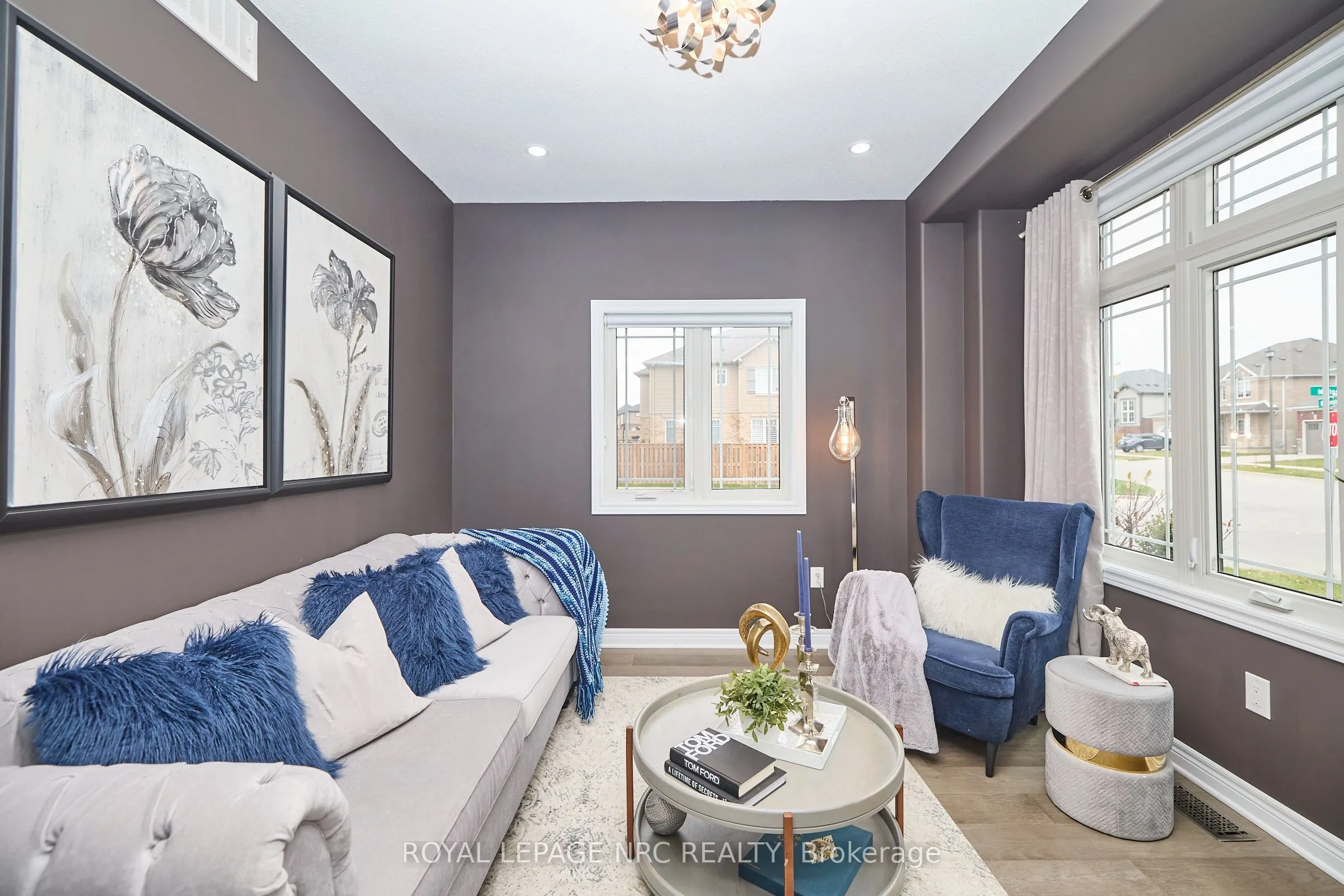 31 Bergenstein Crescent