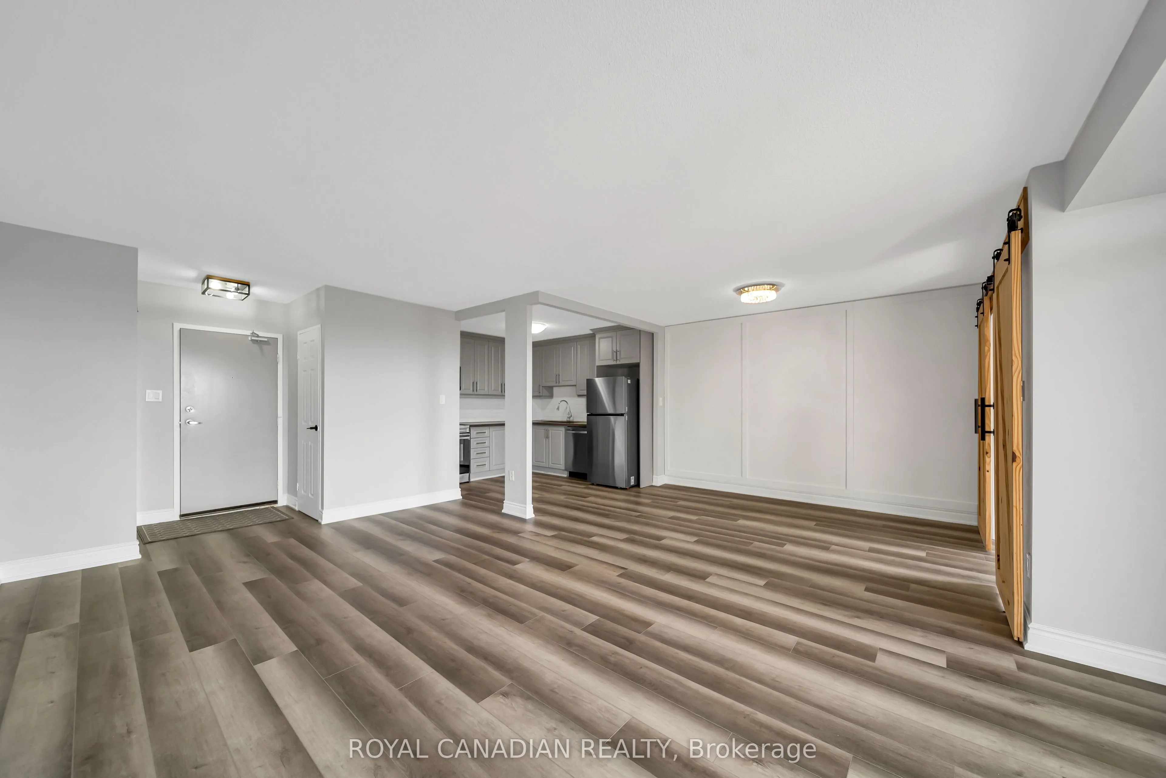 500 GREEN Road #701