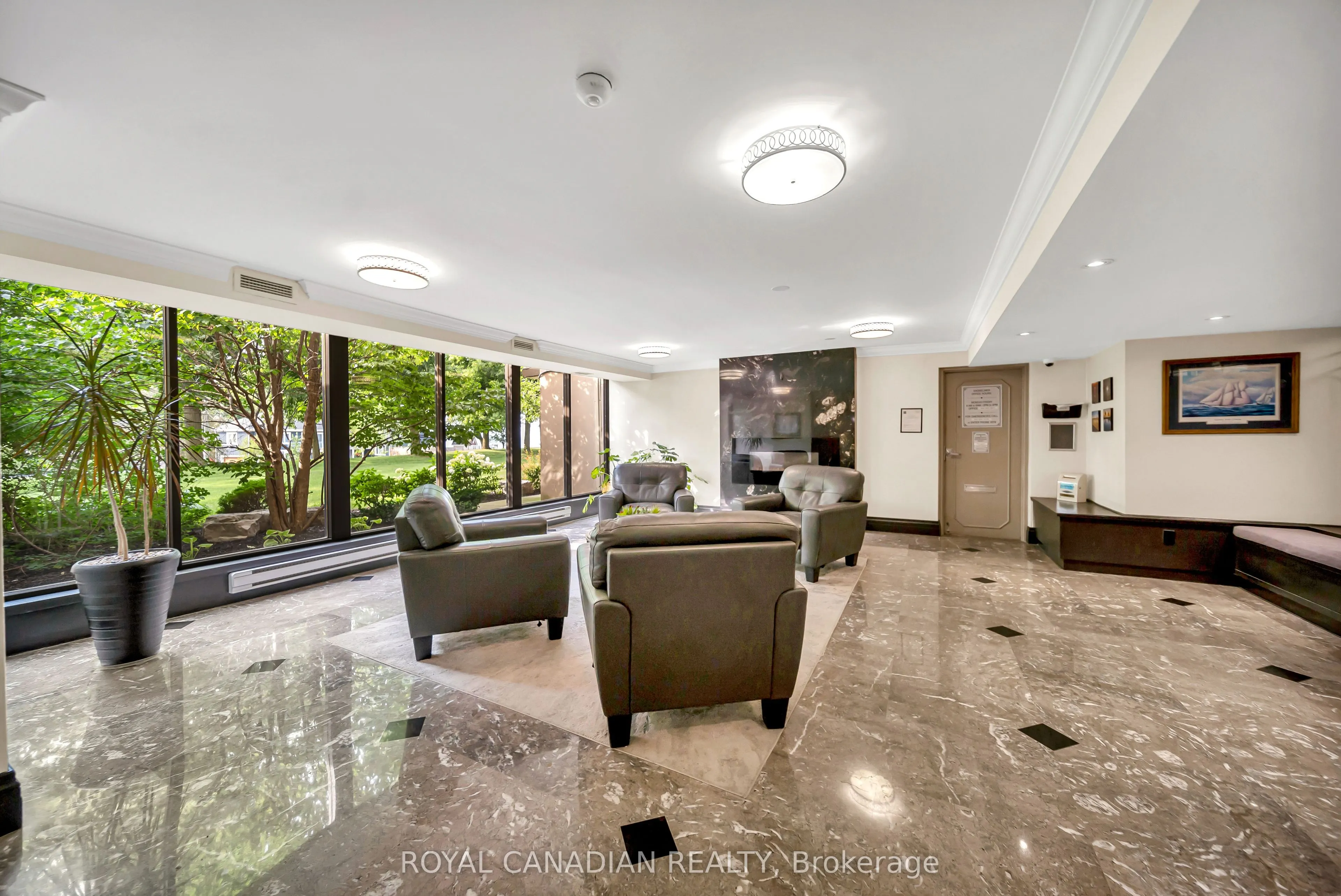 500 GREEN Road #701