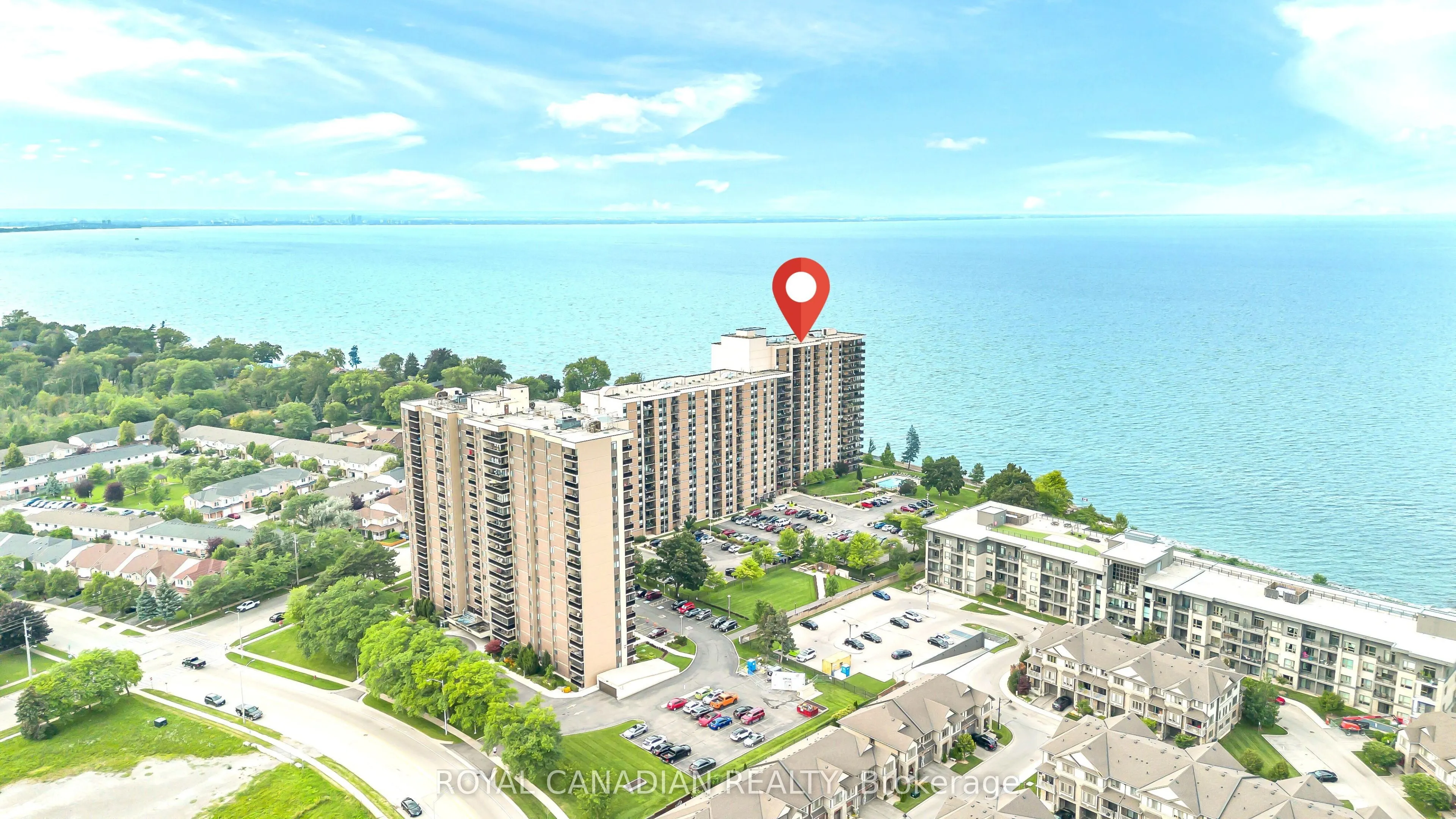 500 GREEN Road #701