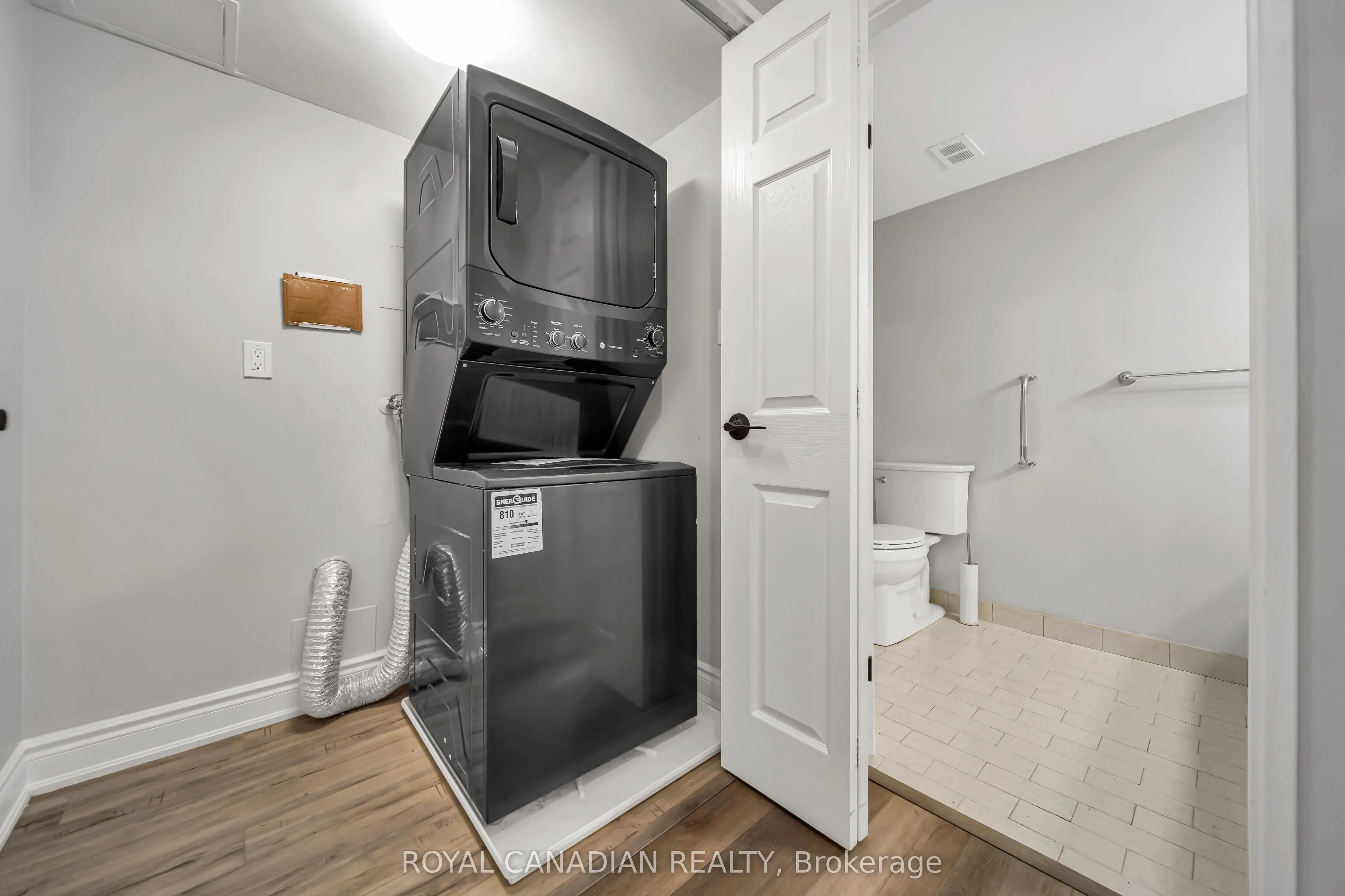 500 GREEN Road #701