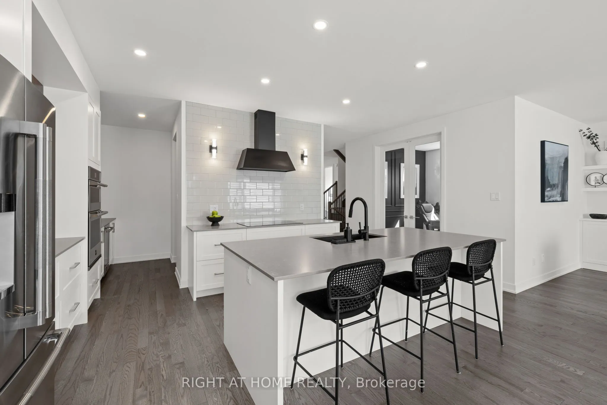 252 KETCHIKAN Crescent