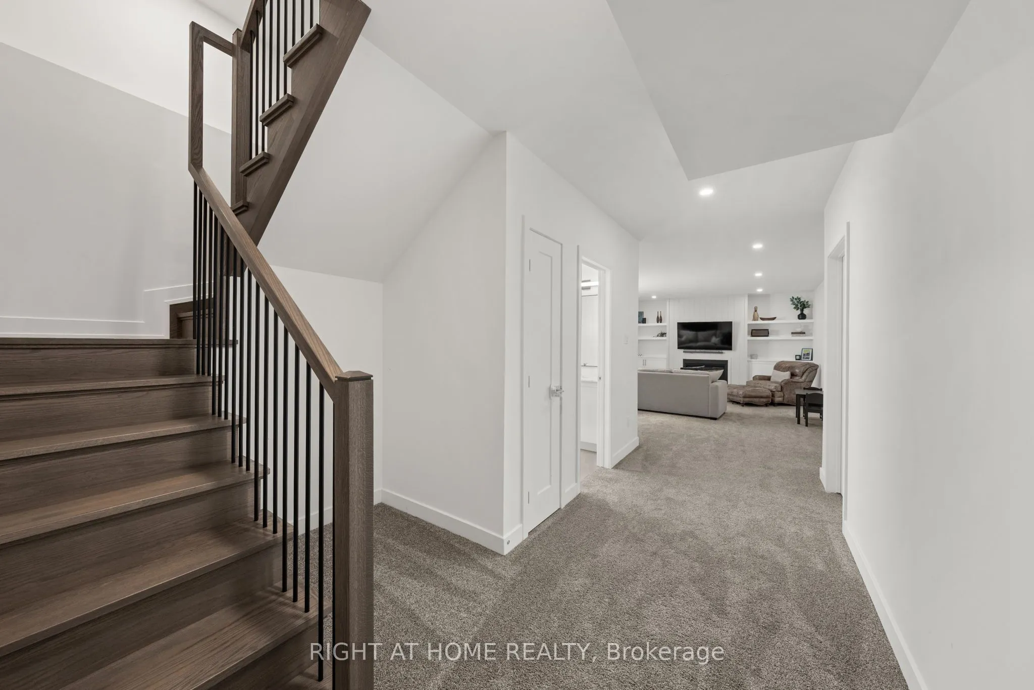 252 KETCHIKAN Crescent