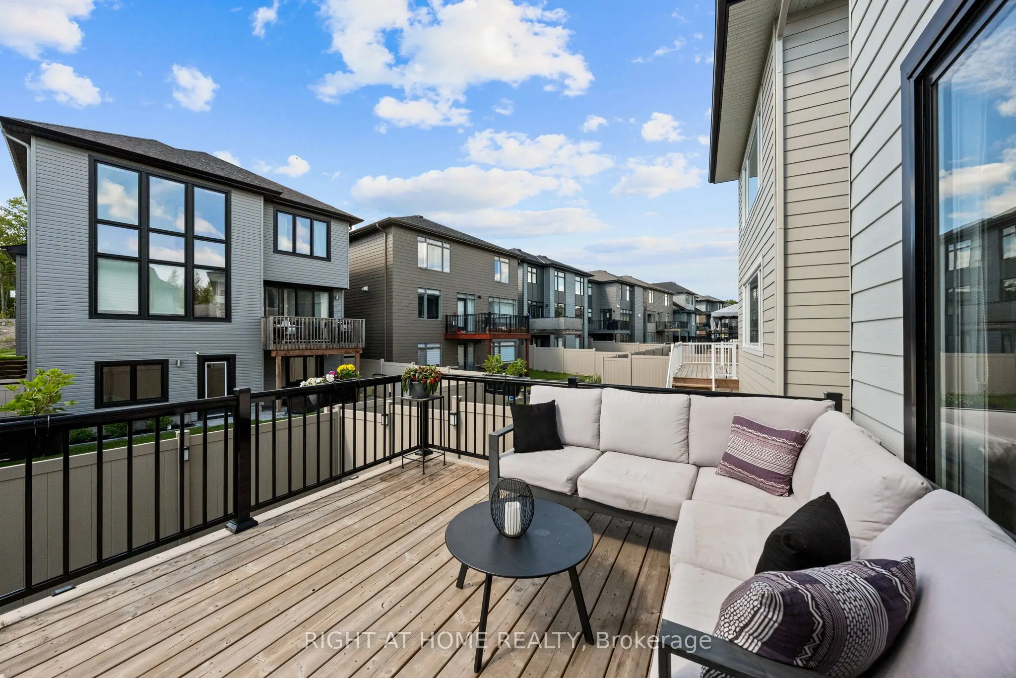 252 KETCHIKAN Crescent