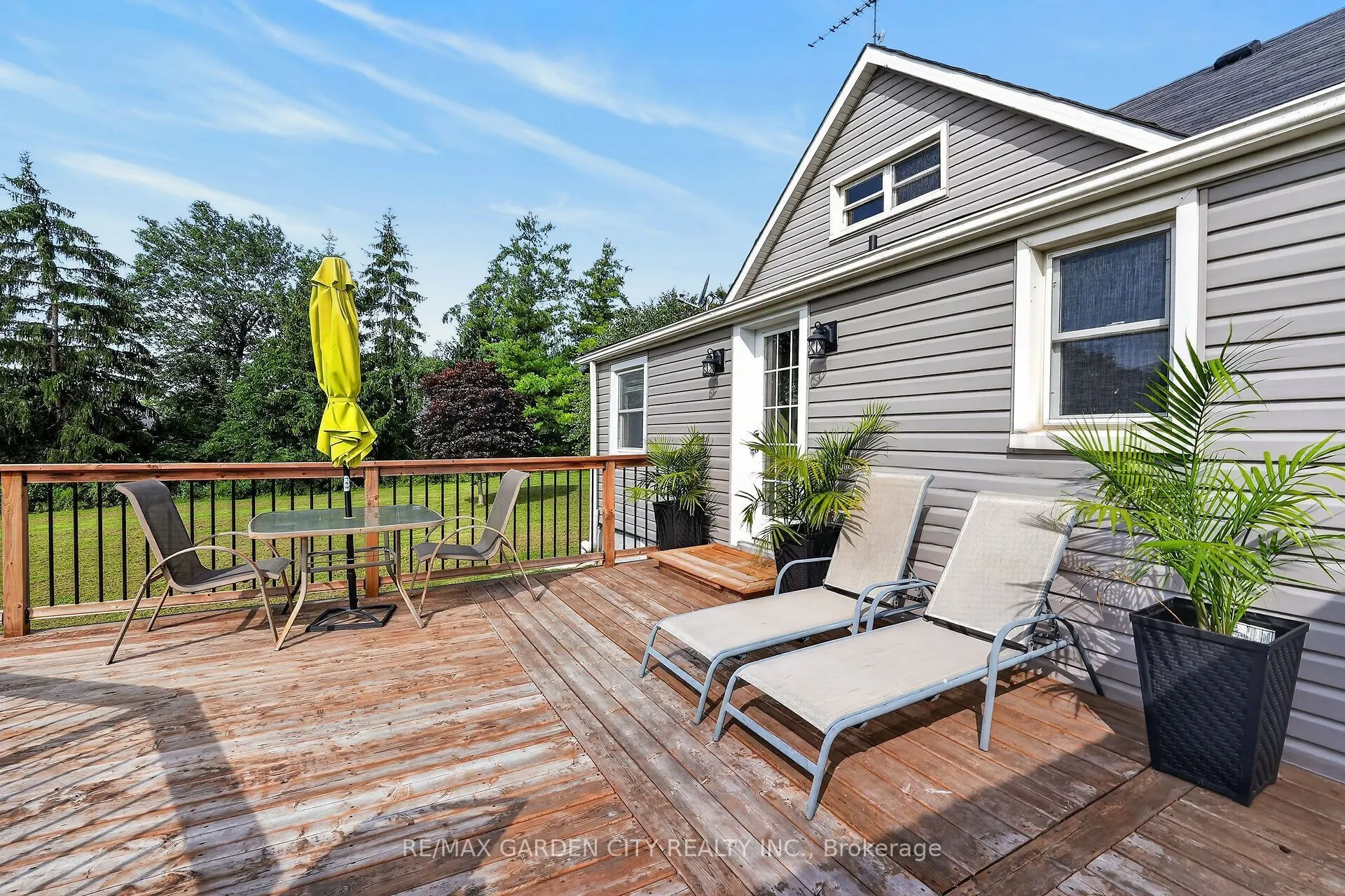 843 Lyons Creek Road