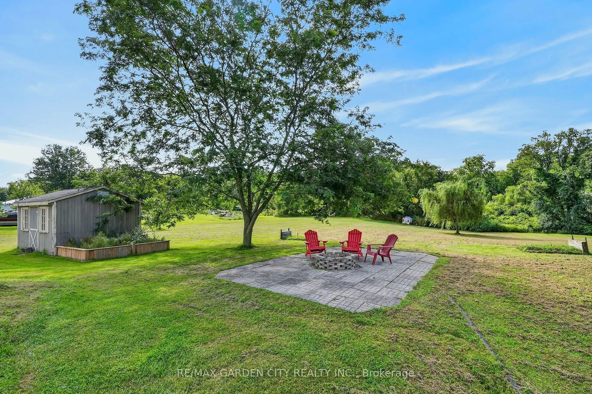 843 Lyons Creek Road