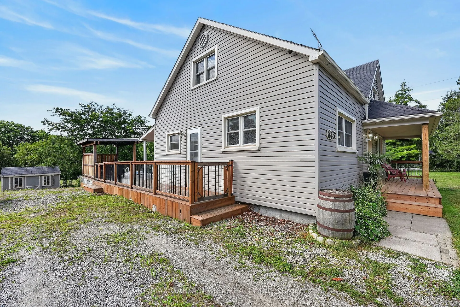 843 Lyons Creek Road