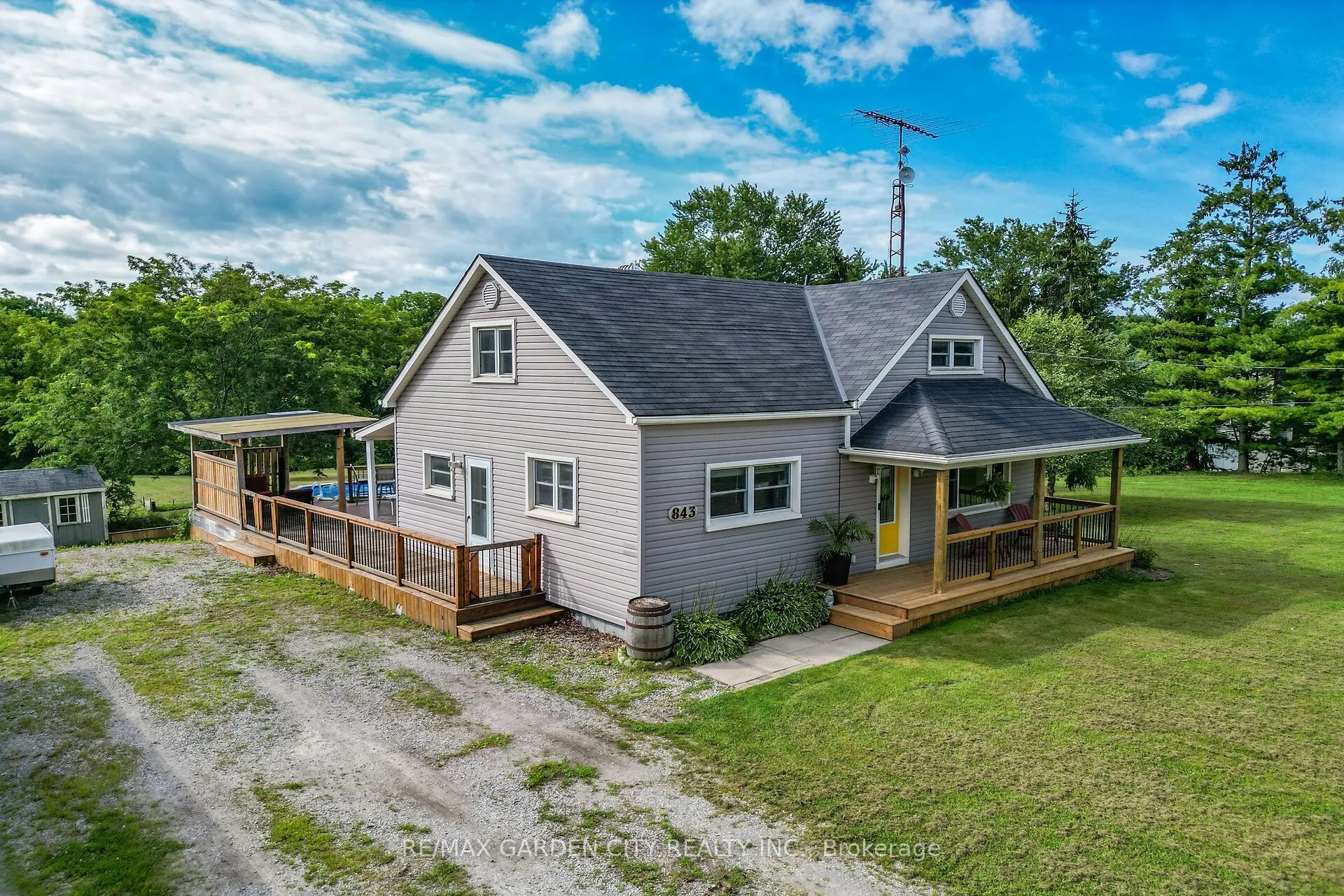 843 Lyons Creek Road