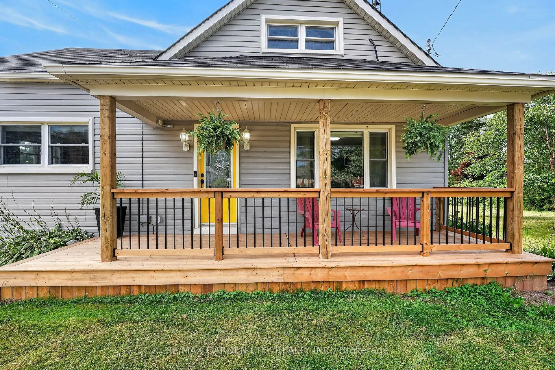 843 Lyons Creek Road
