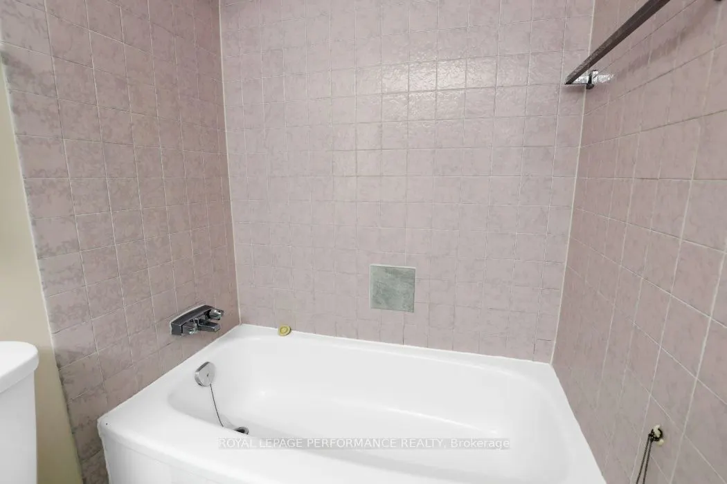 71 Somerset Street W #1801
