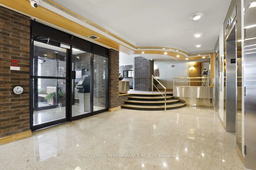 71 Somerset Street W #1801