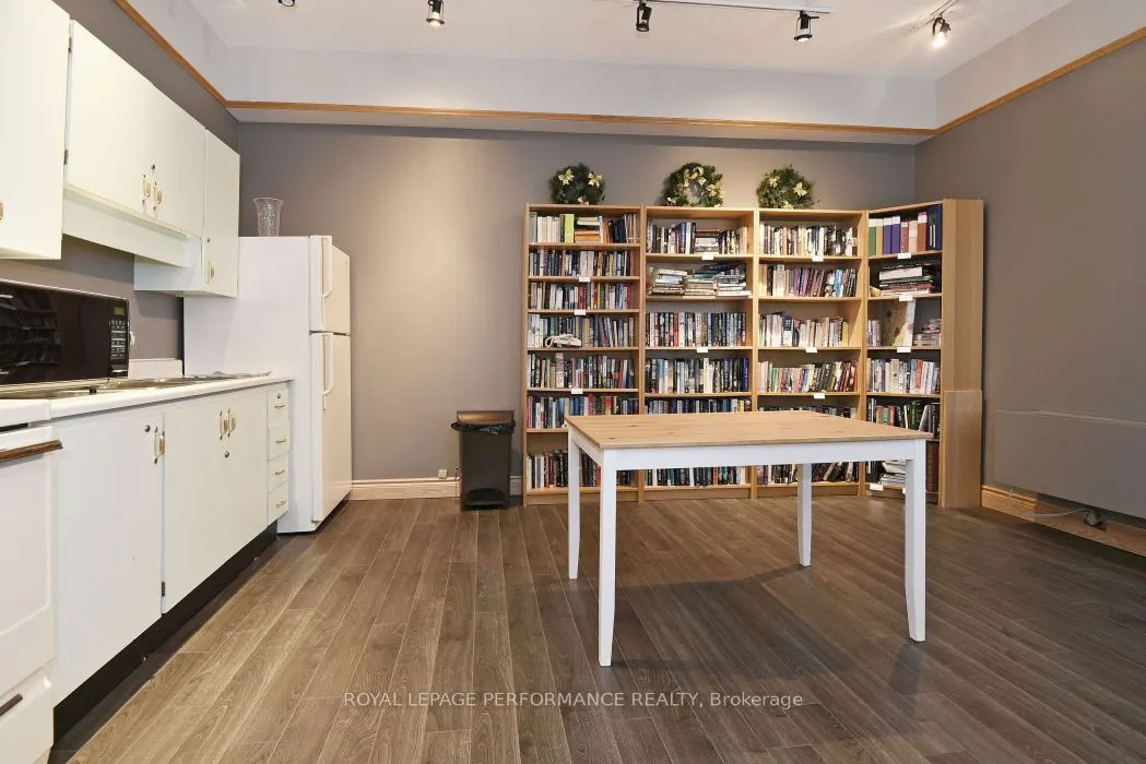 71 Somerset Street W #1801