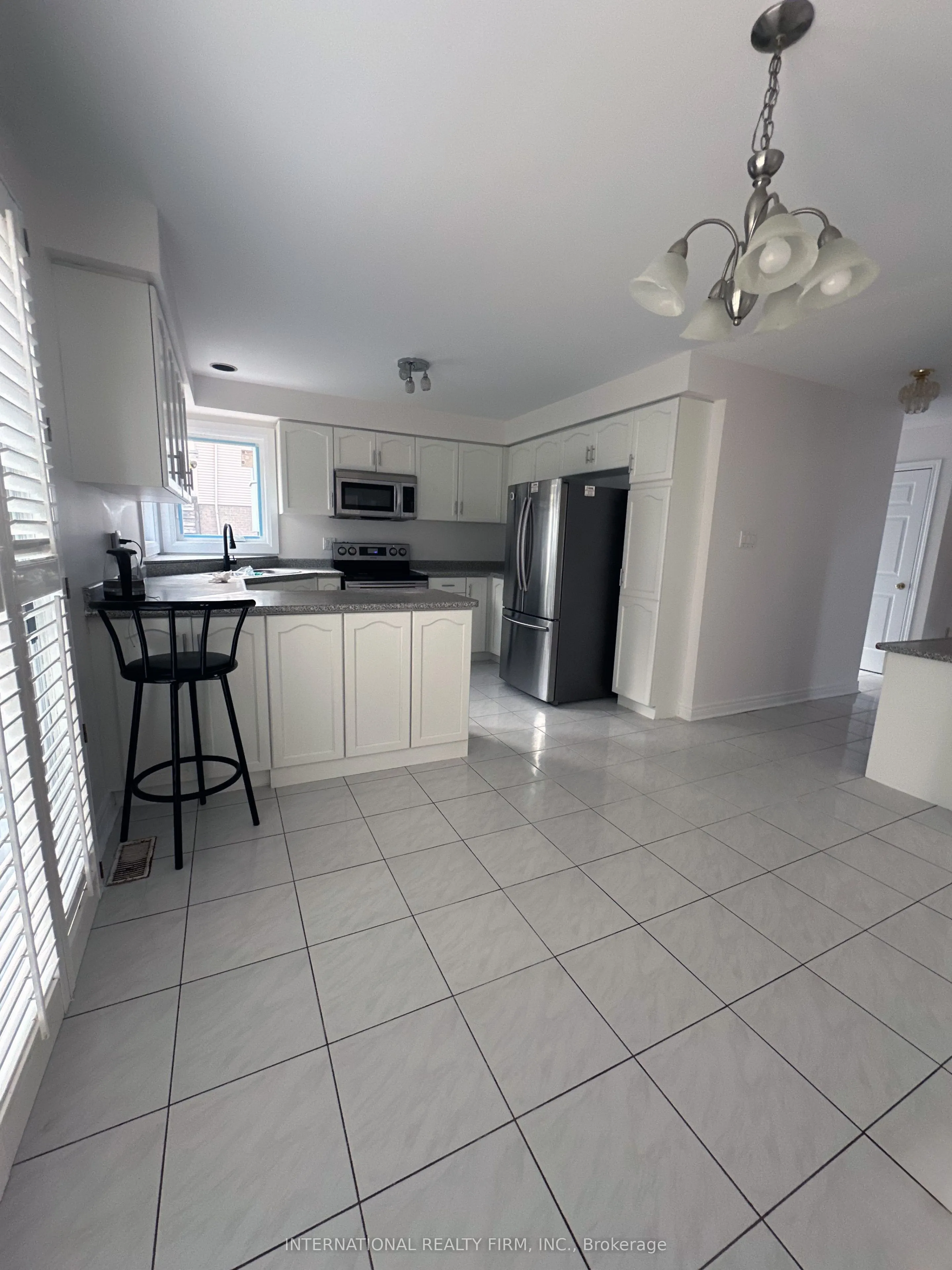 43 Falconridge Drive