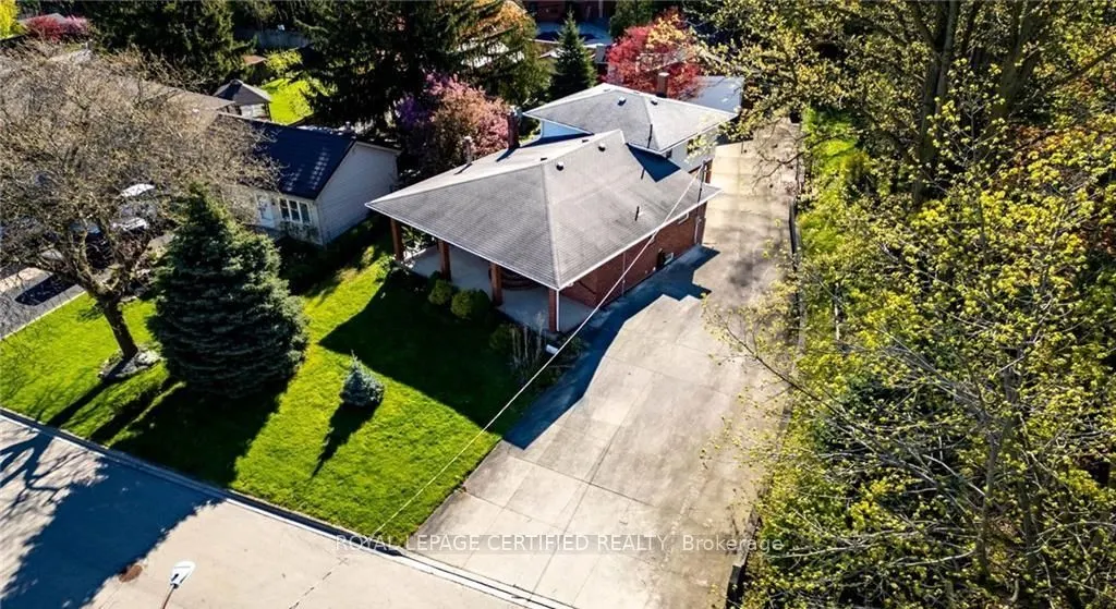 84 Homeside Avenue
