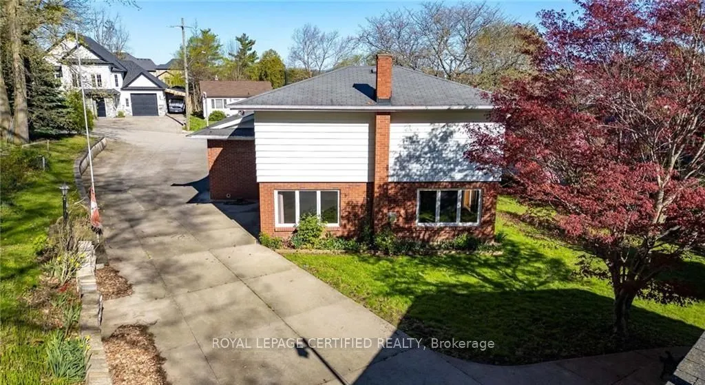 84 Homeside Avenue