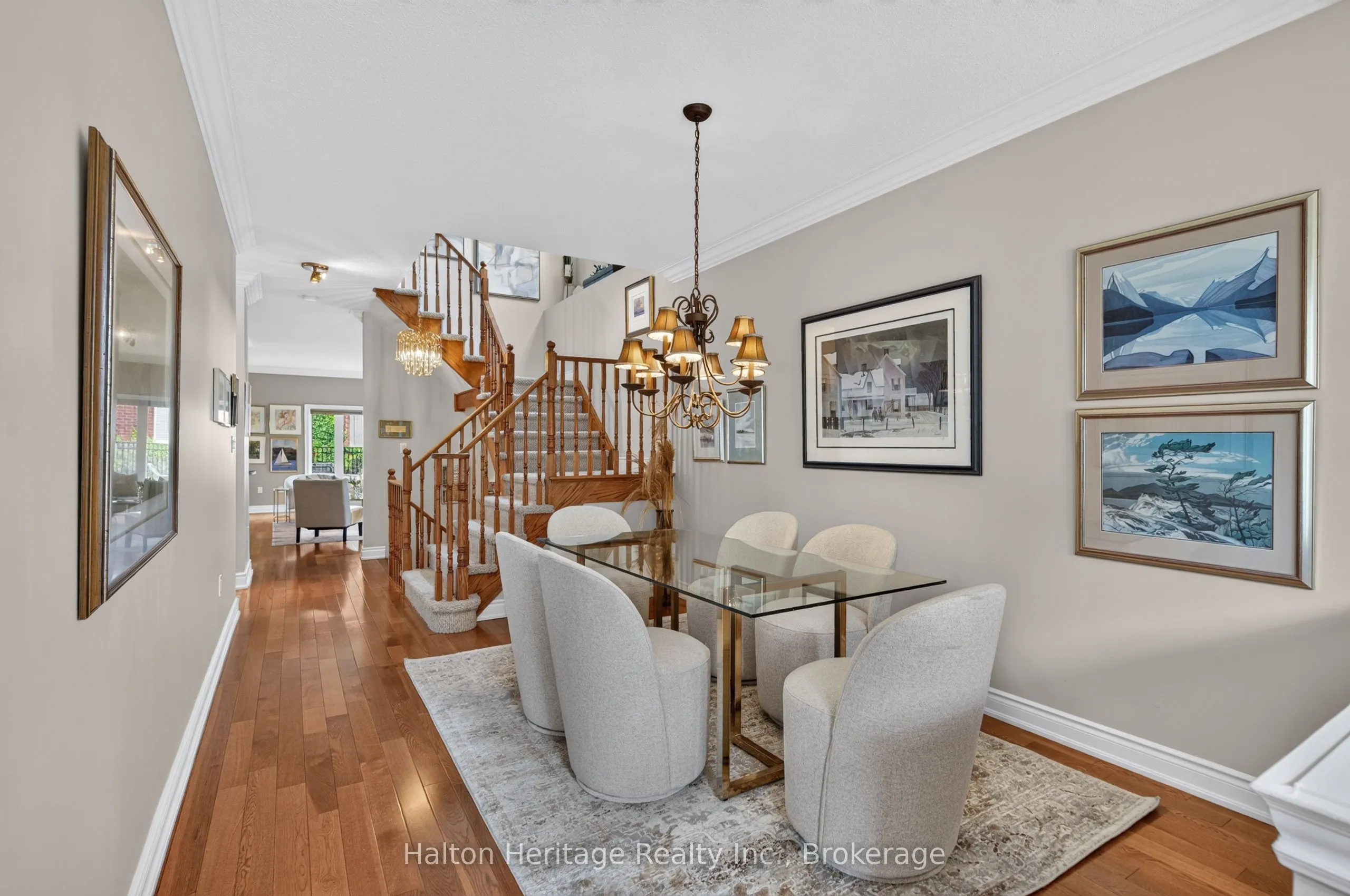 31 Sunvale Place #8