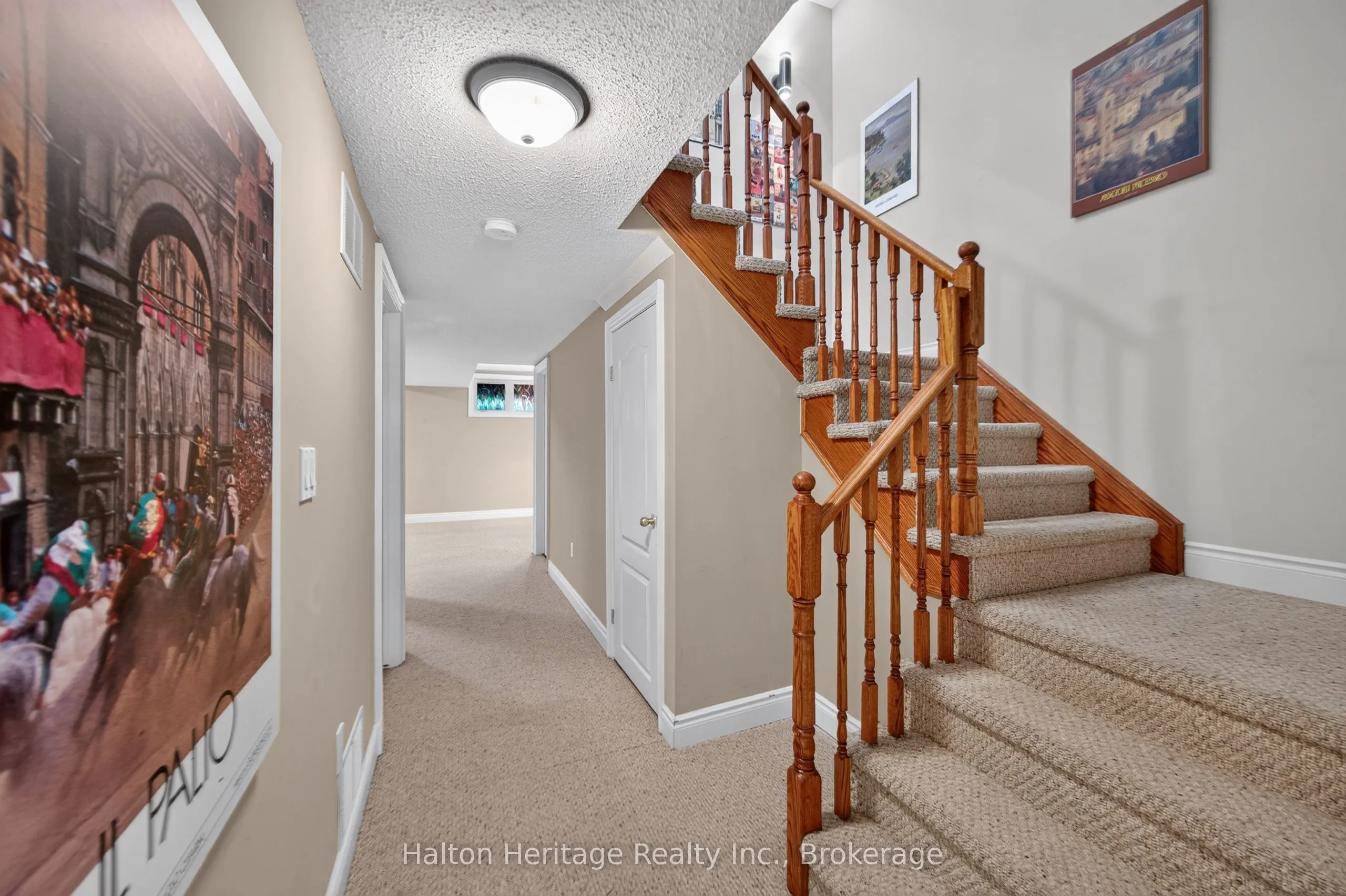 31 Sunvale Place #8