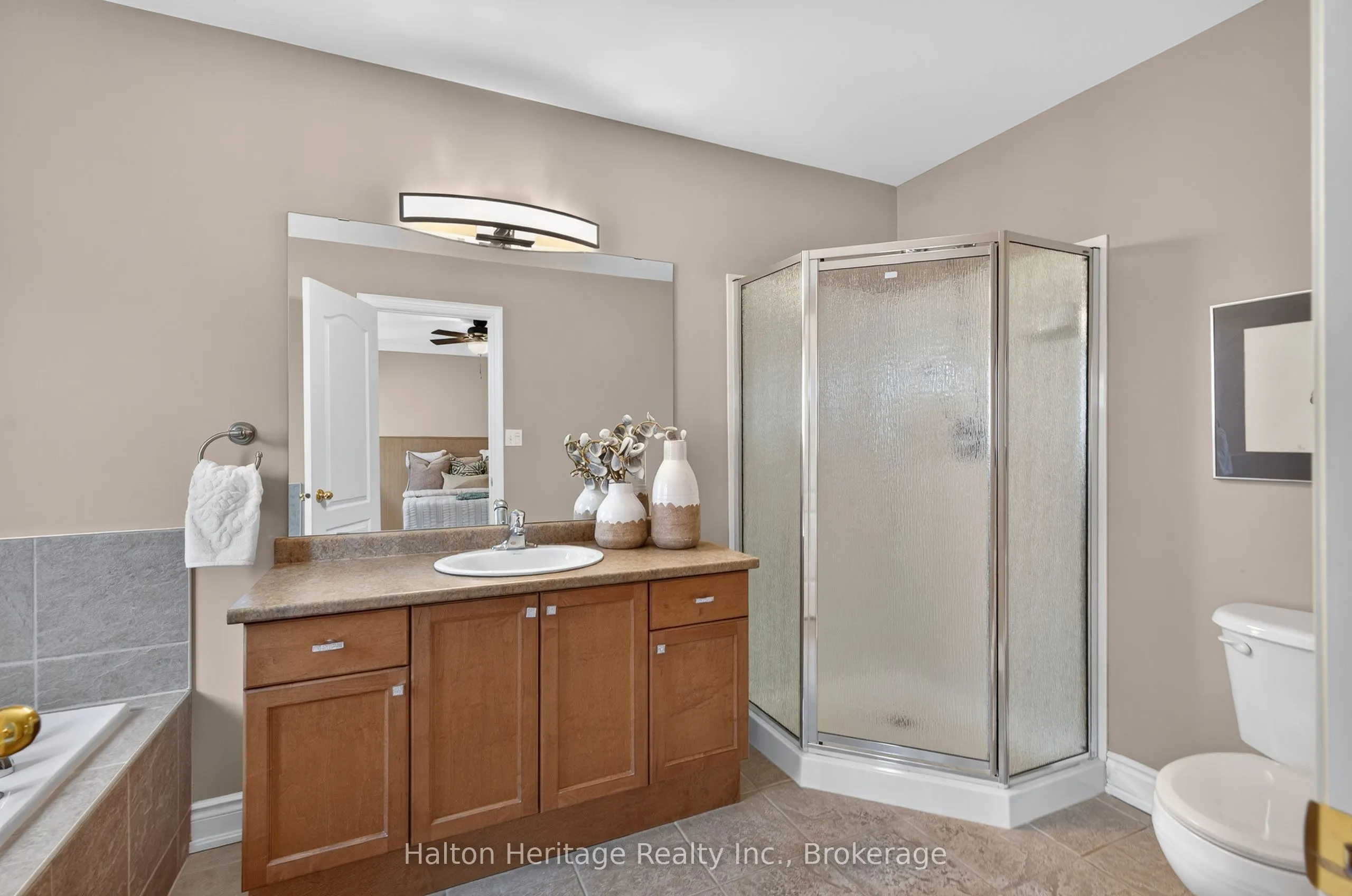 31 Sunvale Place #8