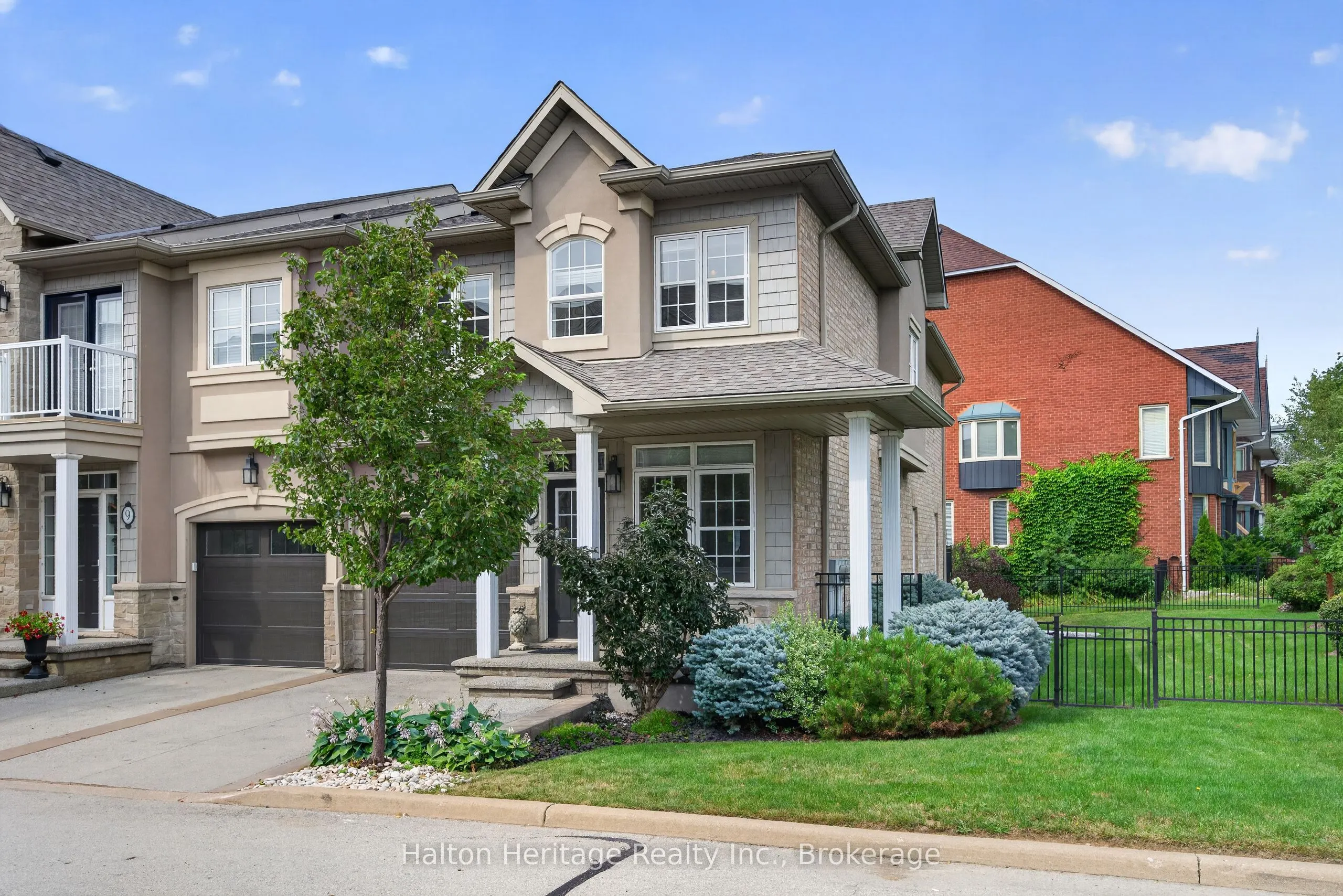 31 Sunvale Place #8