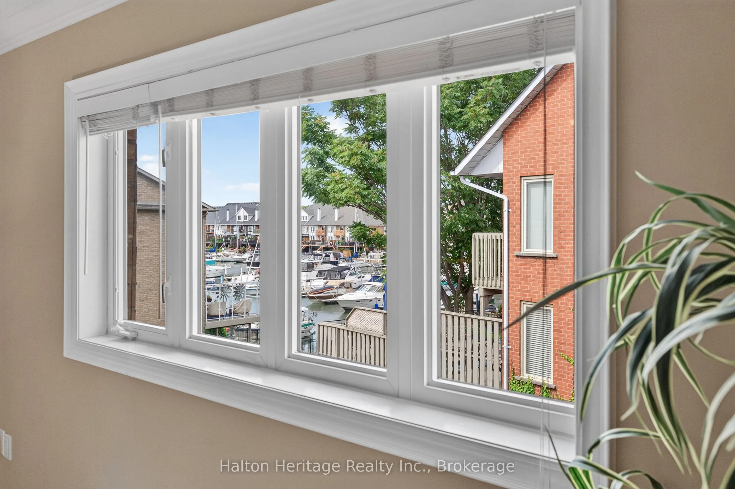 31 Sunvale Place #8