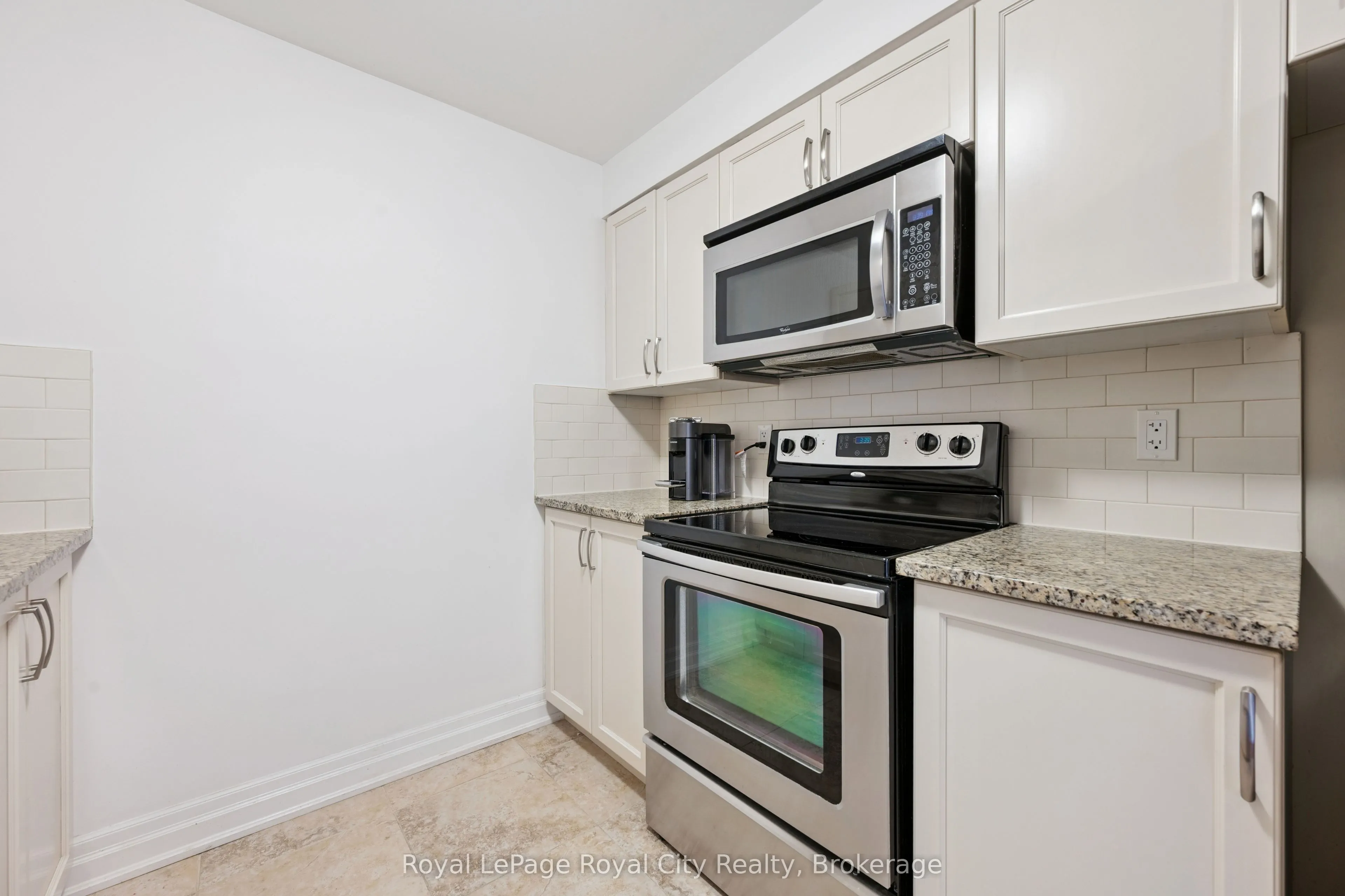 55 Yarmouth Street #903