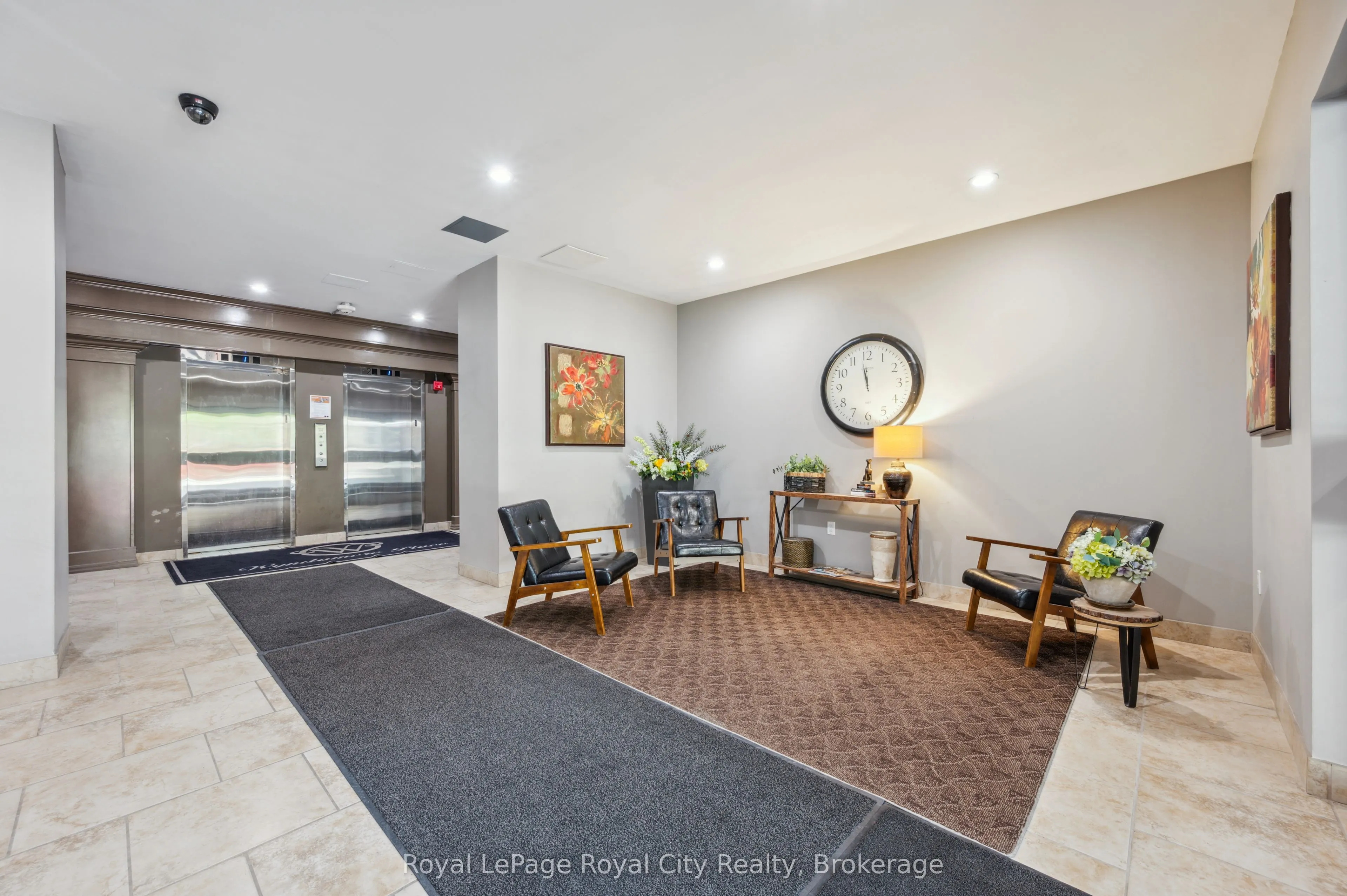 55 Yarmouth Street #903