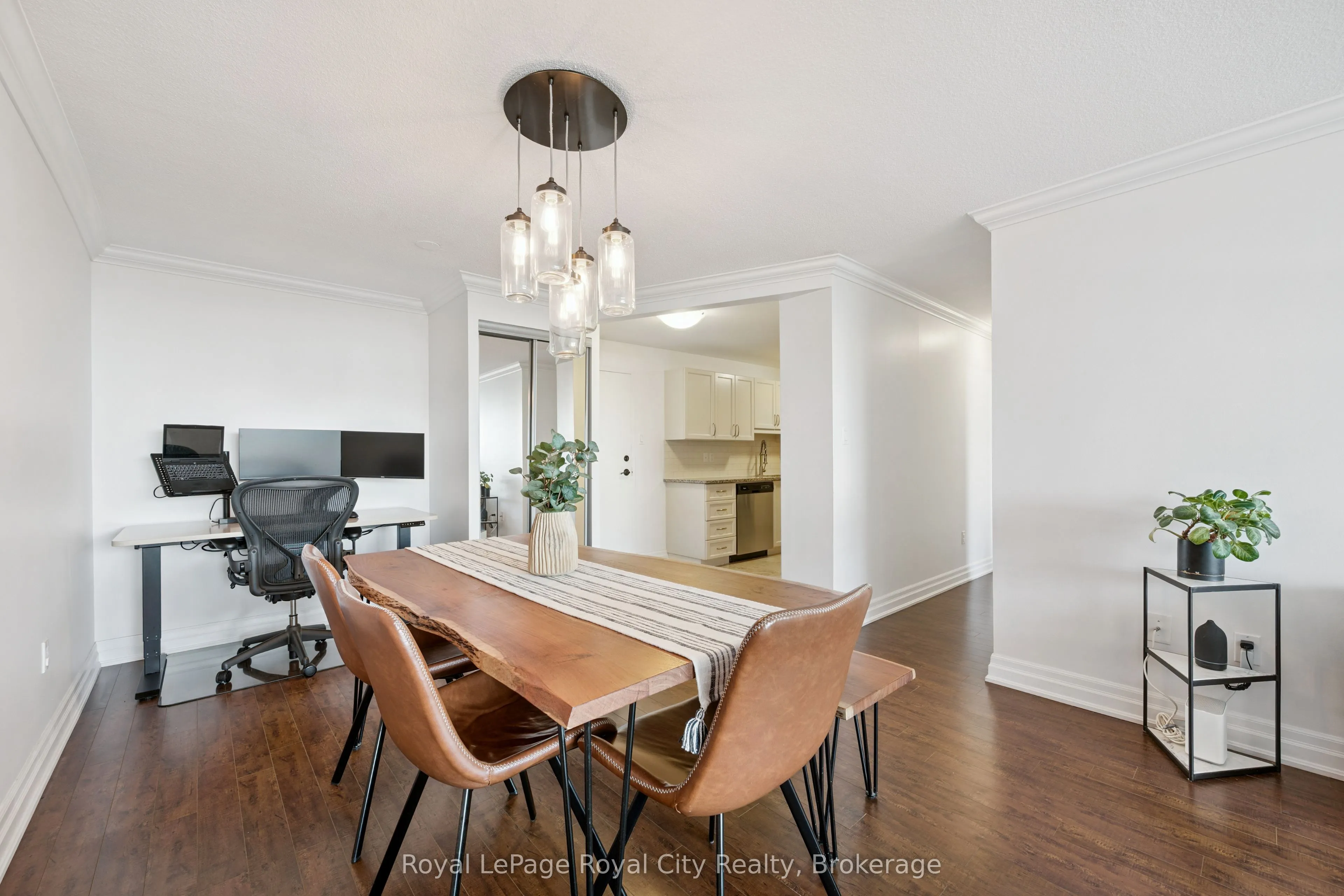 55 Yarmouth Street #903