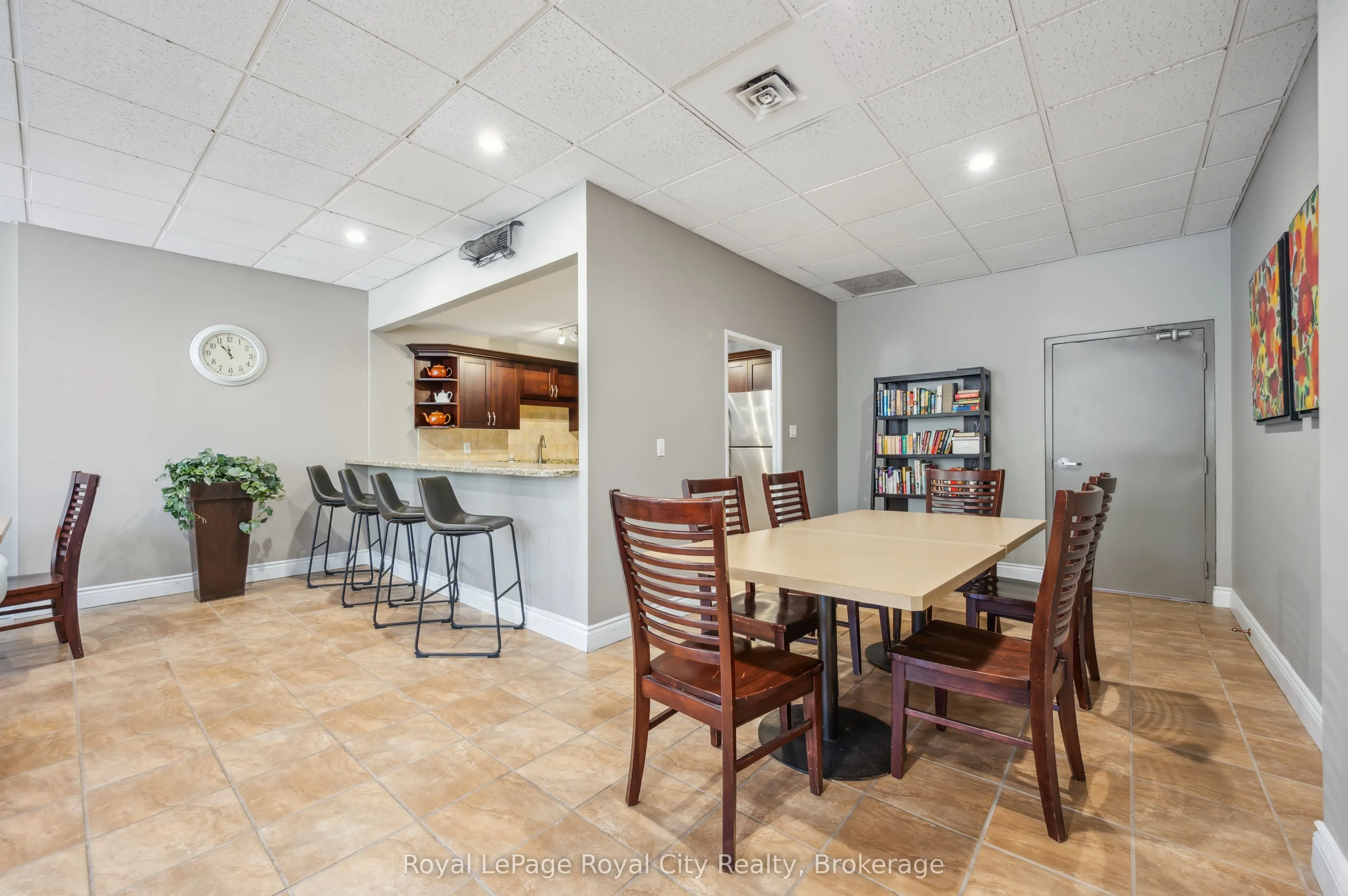 55 Yarmouth Street #903