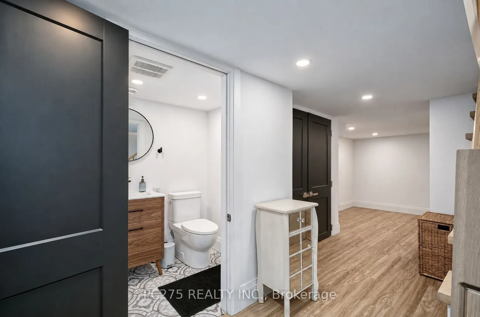 92 Walnut Street