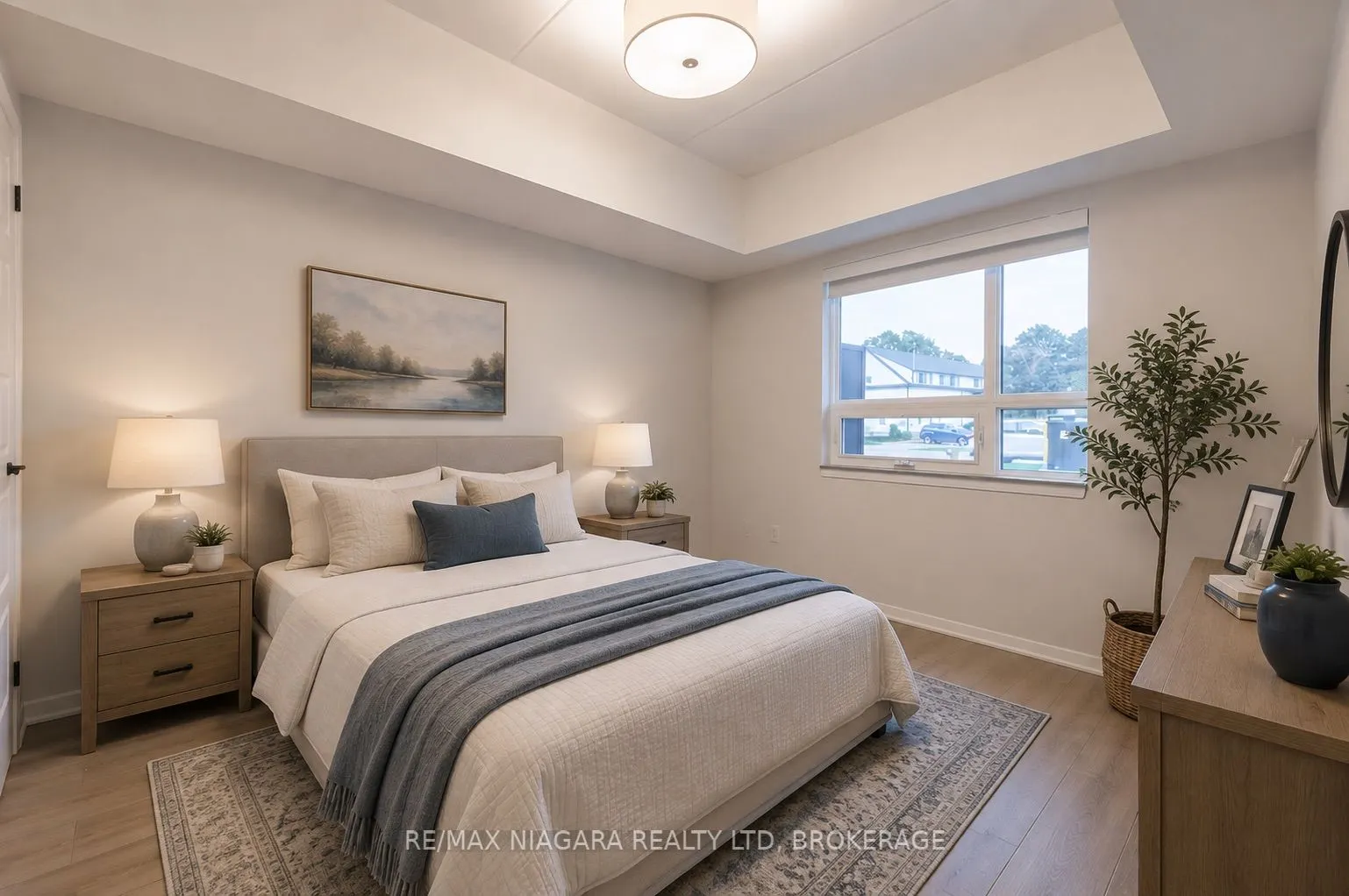 3998 Victoria Avenue #101