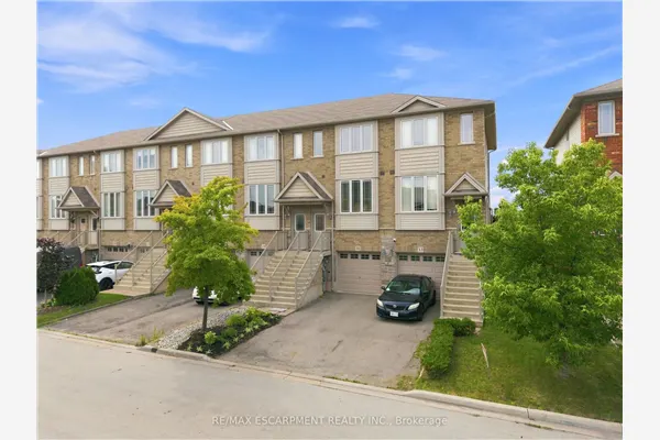 31 Edenrock Drive
