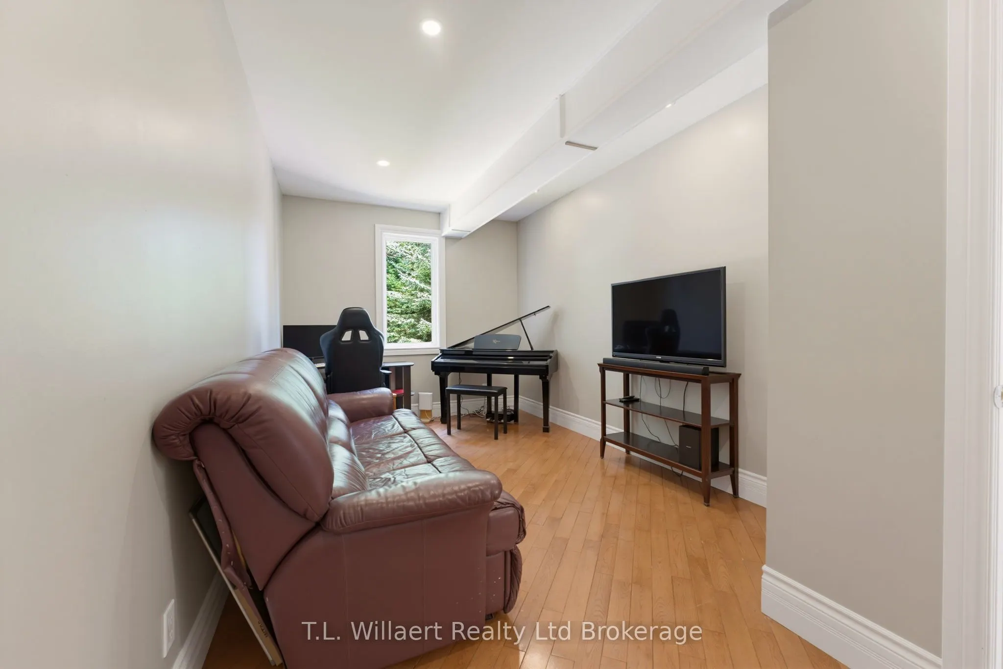 1410 McDowell Road E