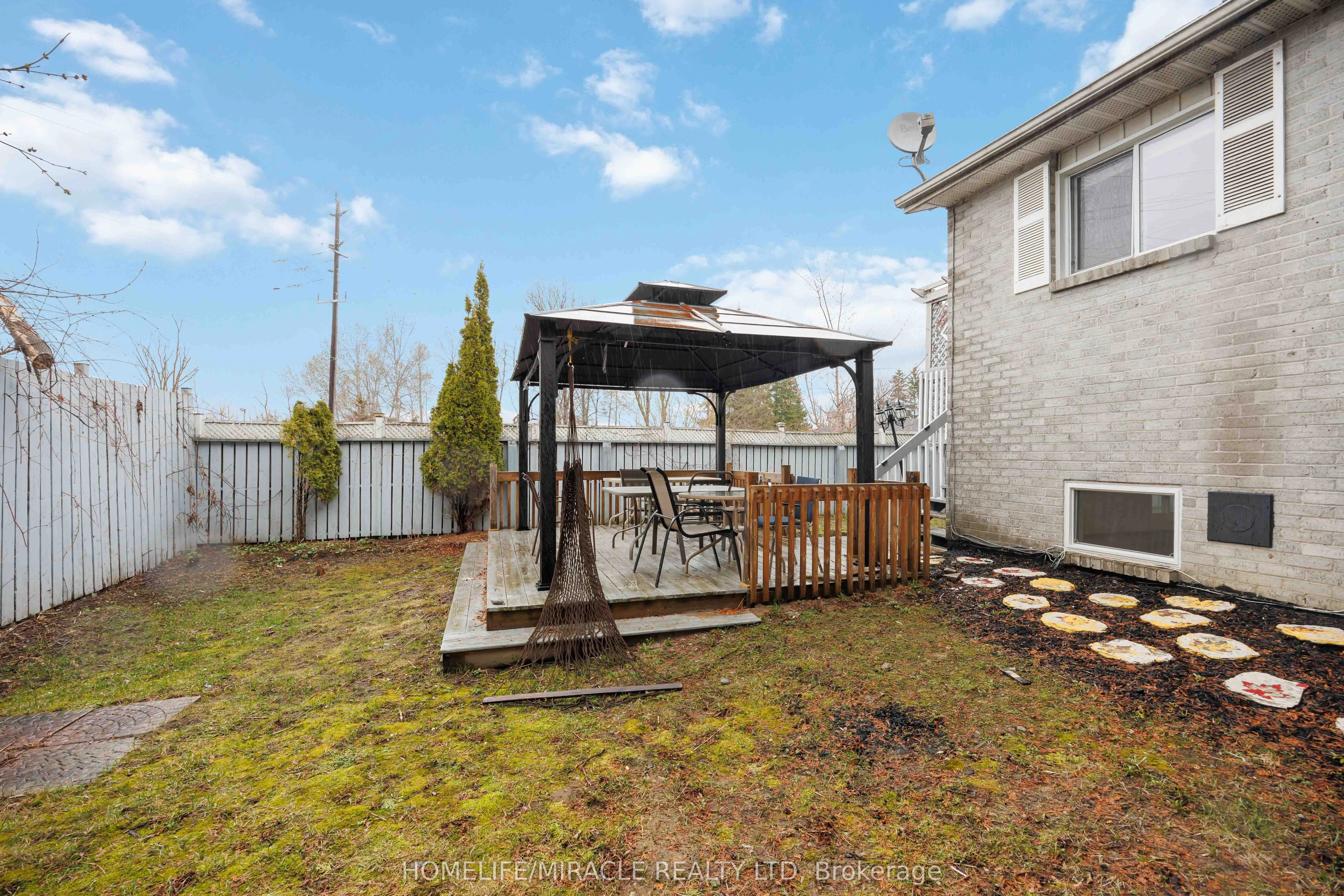 839 Mountain Ash Road