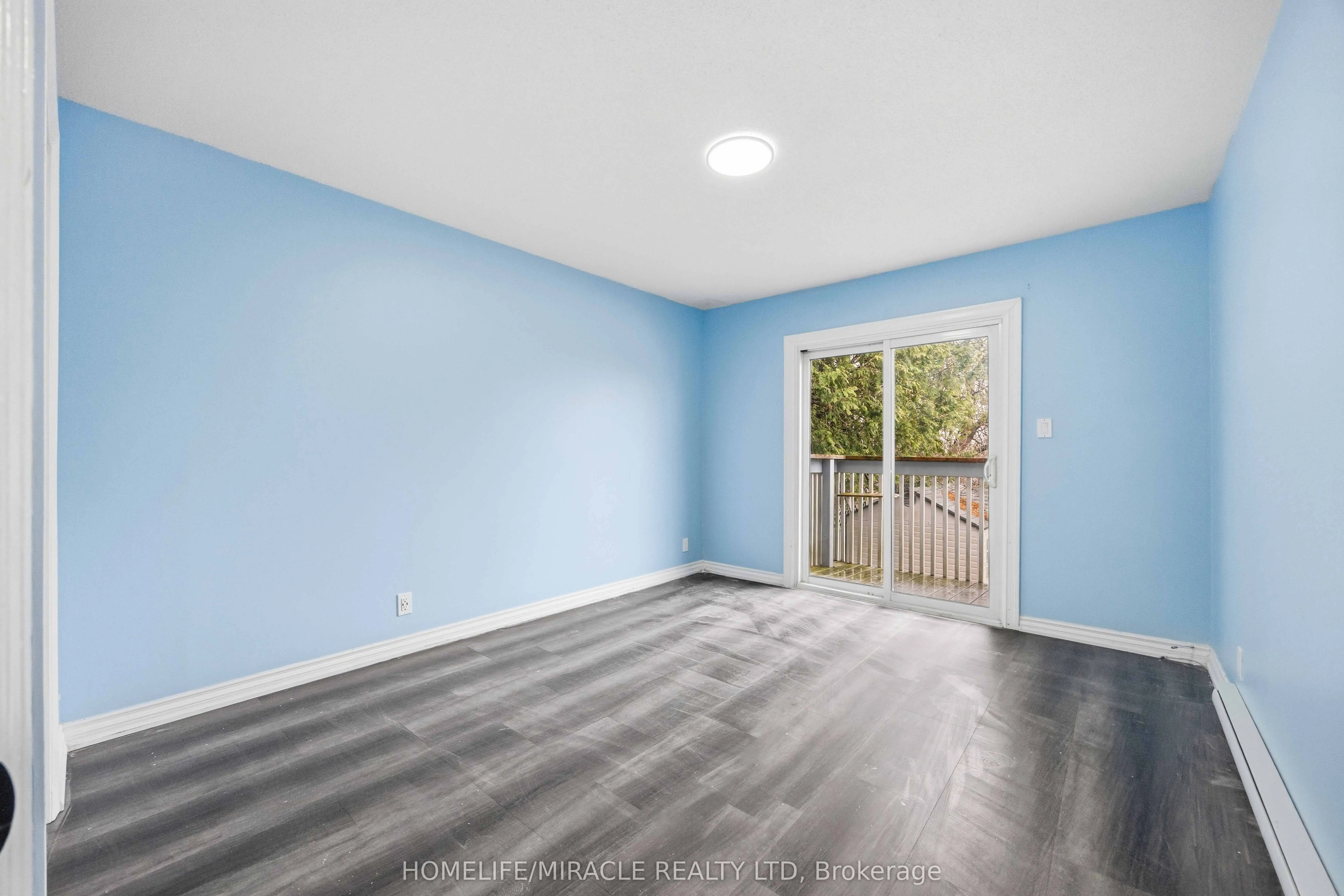 839 Mountain Ash Road