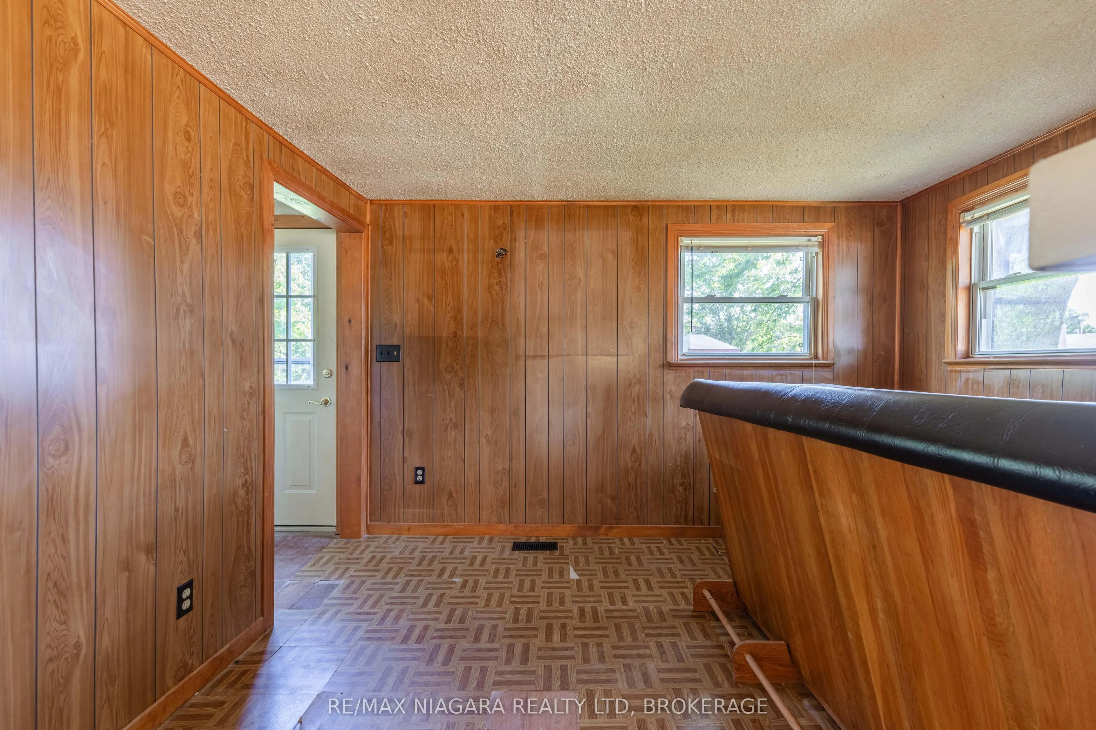 30 A Avenue