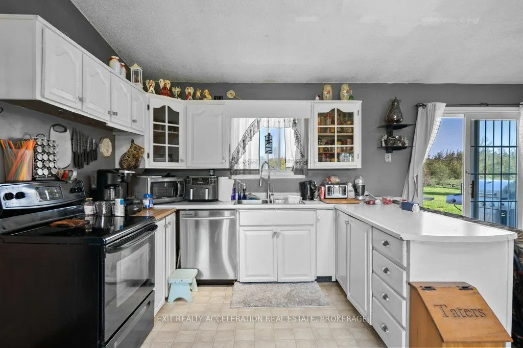 1273 Centreville Road