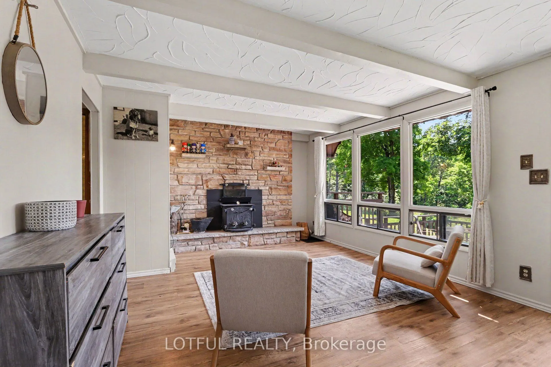 101 Maberly Station Road