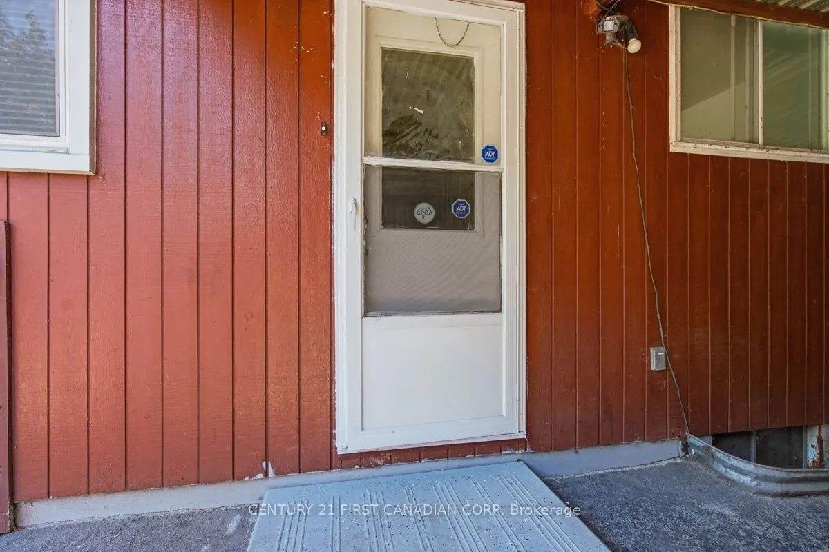 17 Edgemere Crescent