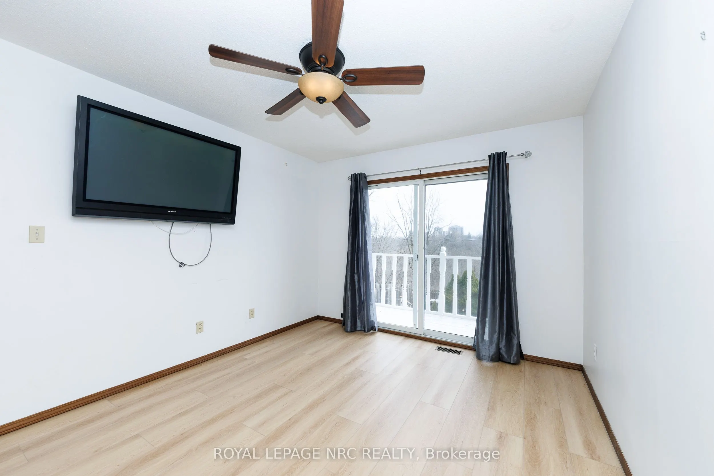 105 Hillview Road