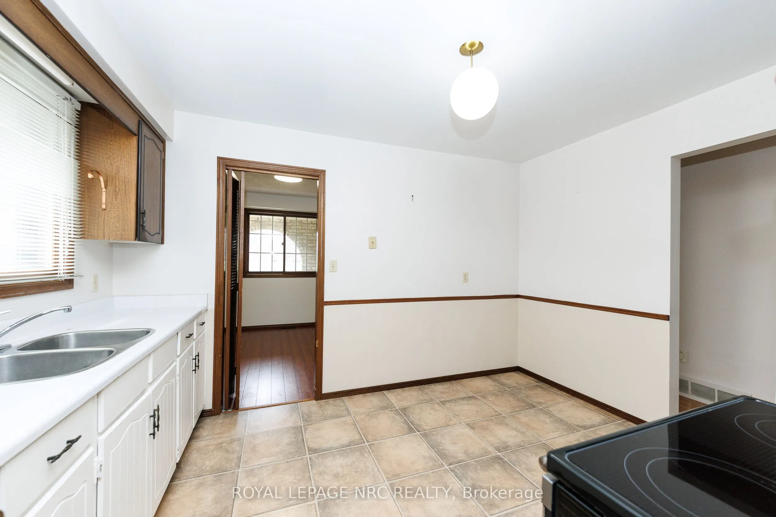 105 Hillview Road