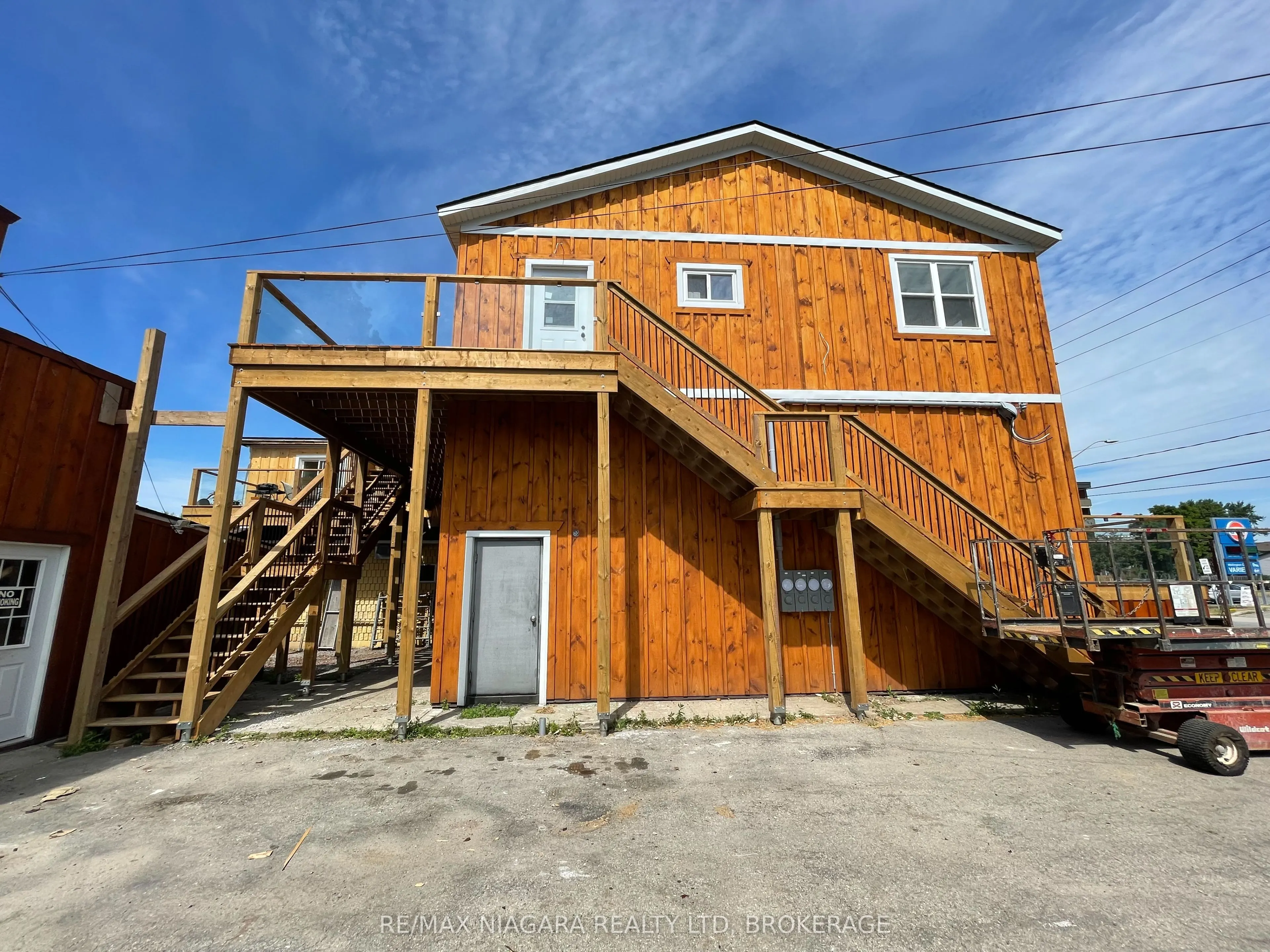 335 Wellington Street