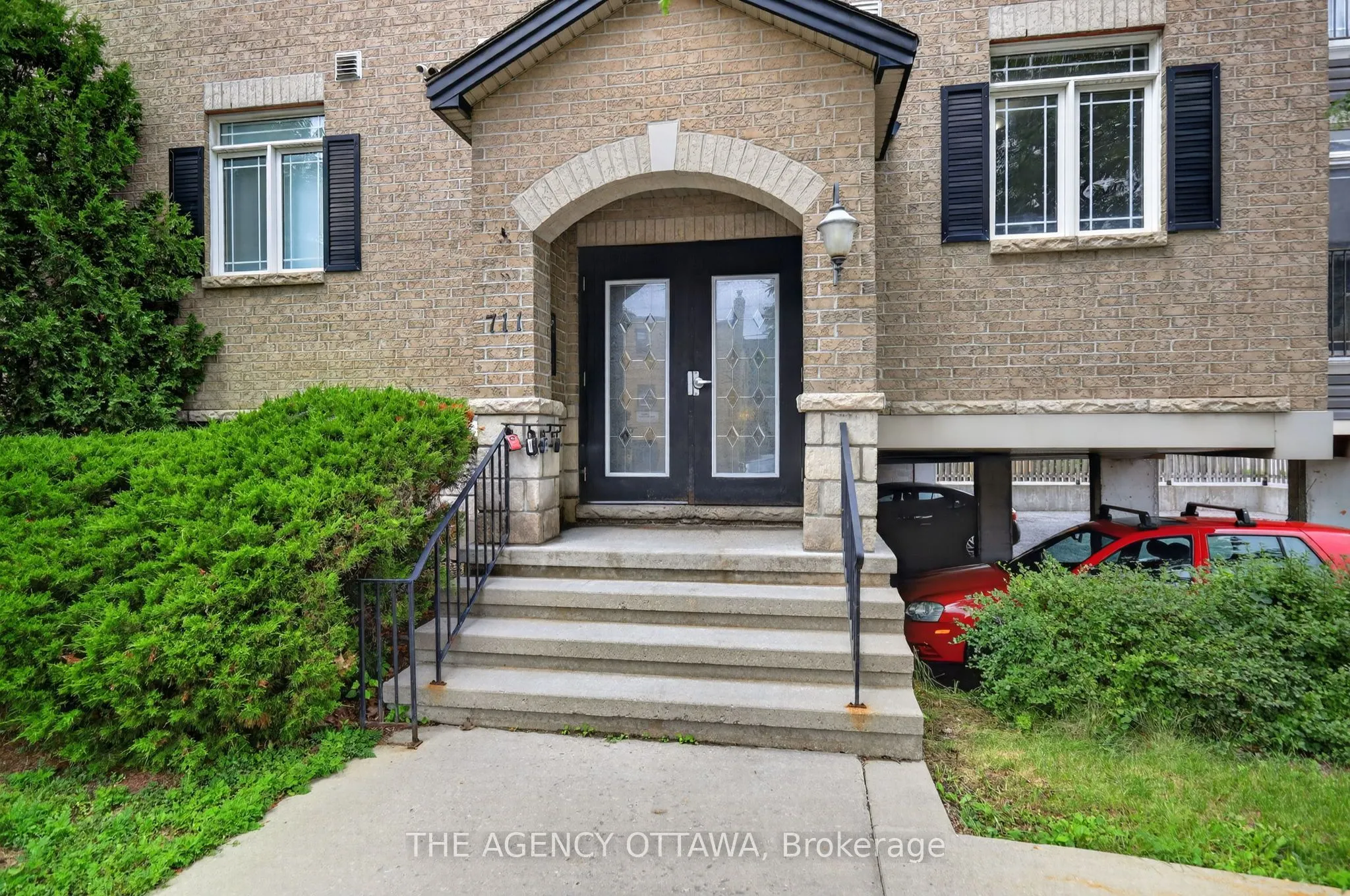711 Churchill Avenue N #203