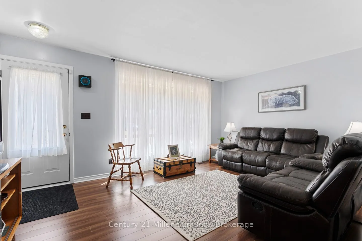 148 7th Avenue E